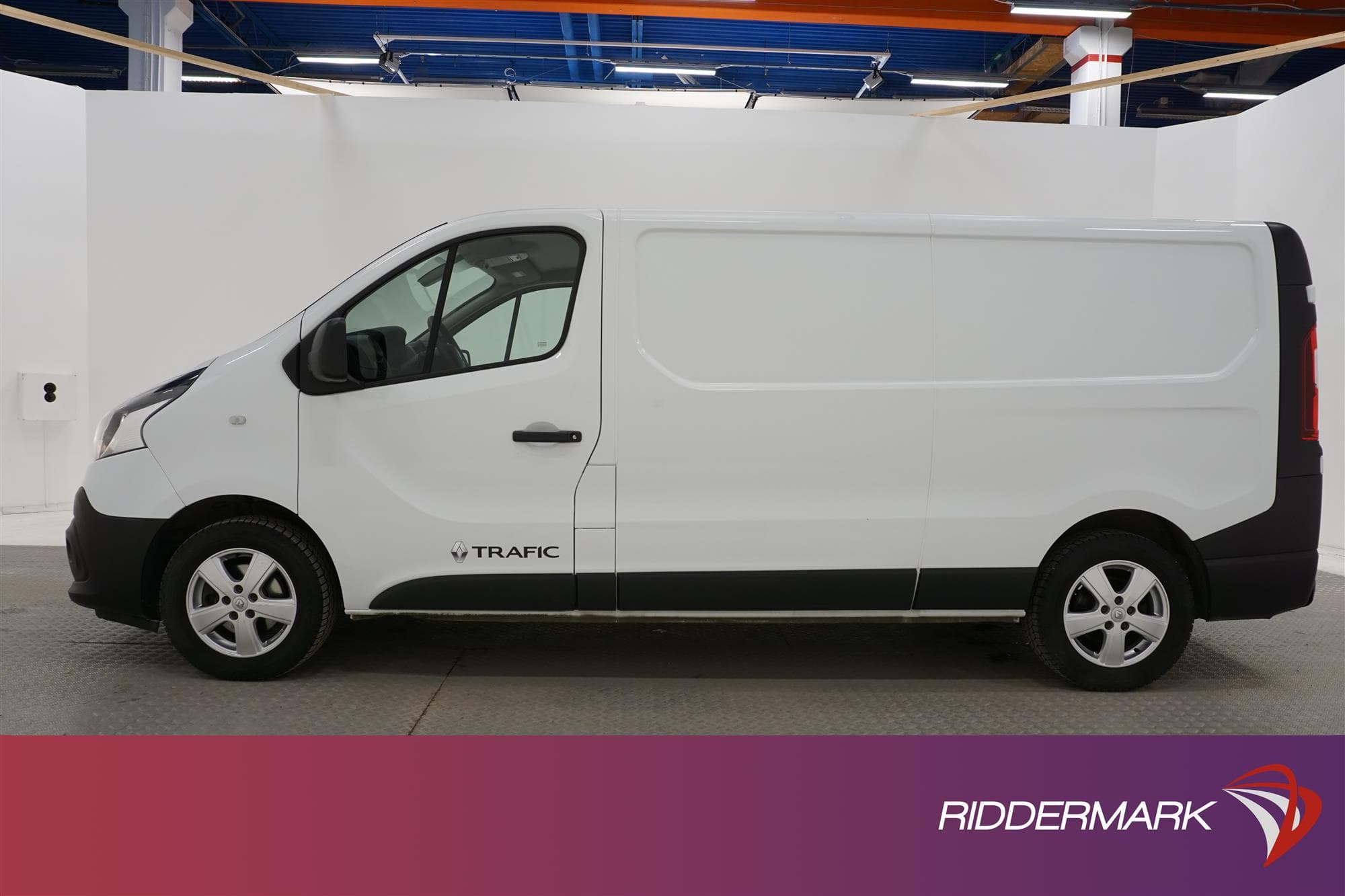Renault Trafic 1.6dCi Lång Dragkrok Värmare Moms