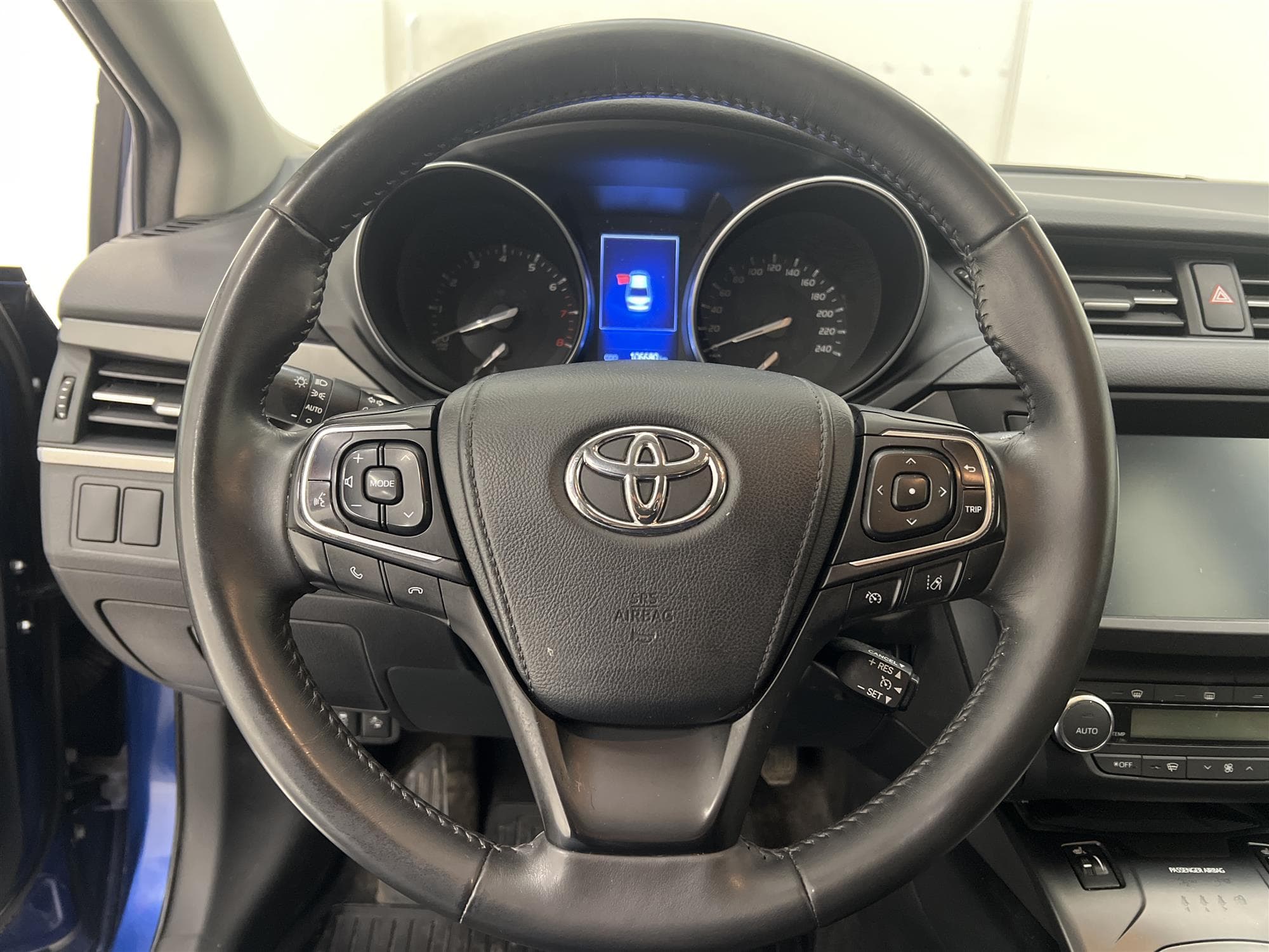 Toyota Avensis 1.8 Sedan 147hk B-Kam Låg Skatt 1 Brukare