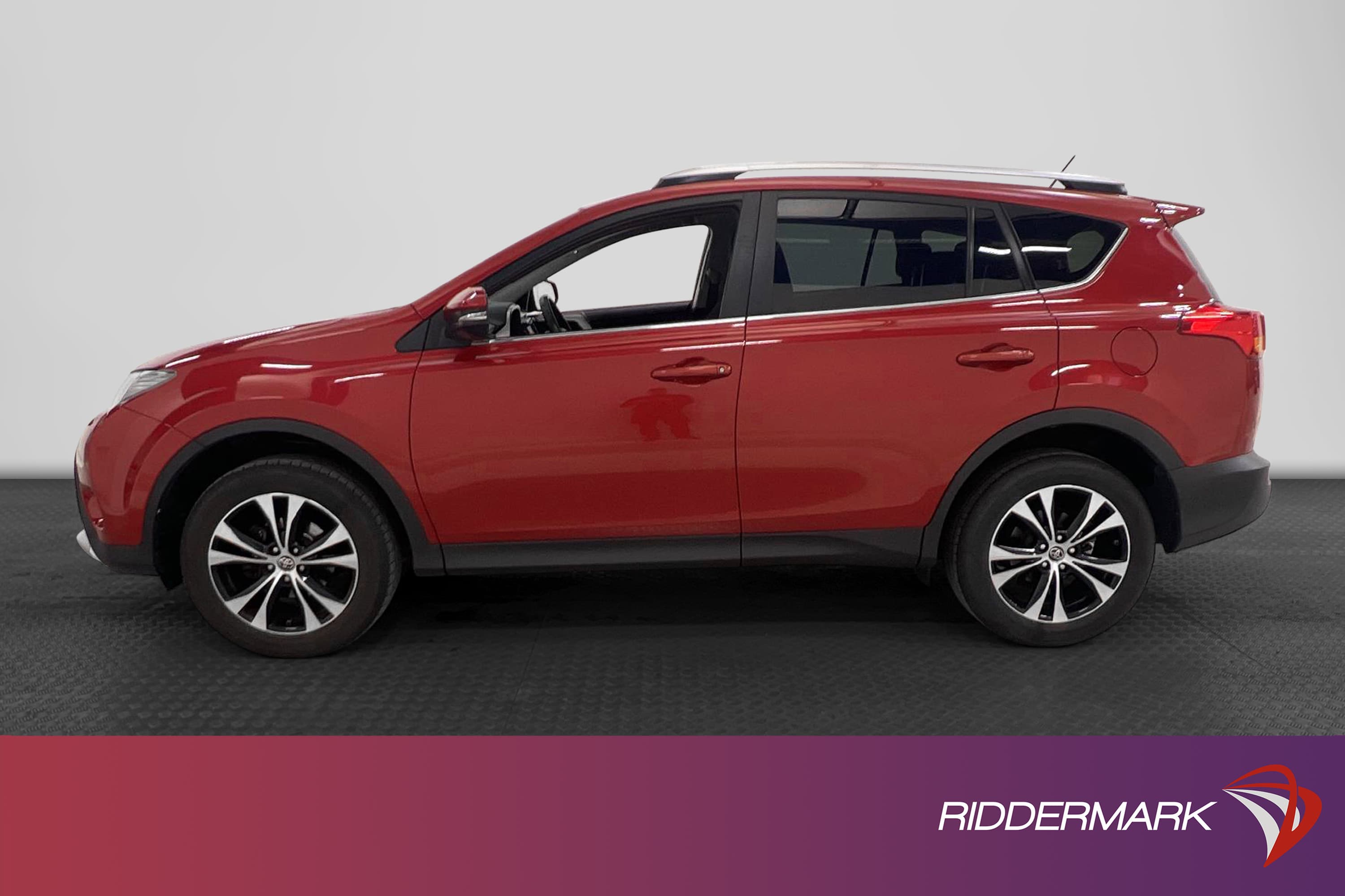 Toyota RAV4 2.0 4WD Multidrive S 152hk
