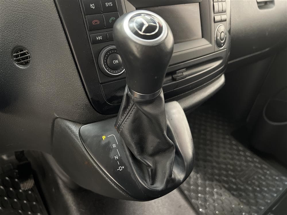 Mercedes Vito 113 CDI Aut 136hk 4Matic Lång Drag Värmare interiör