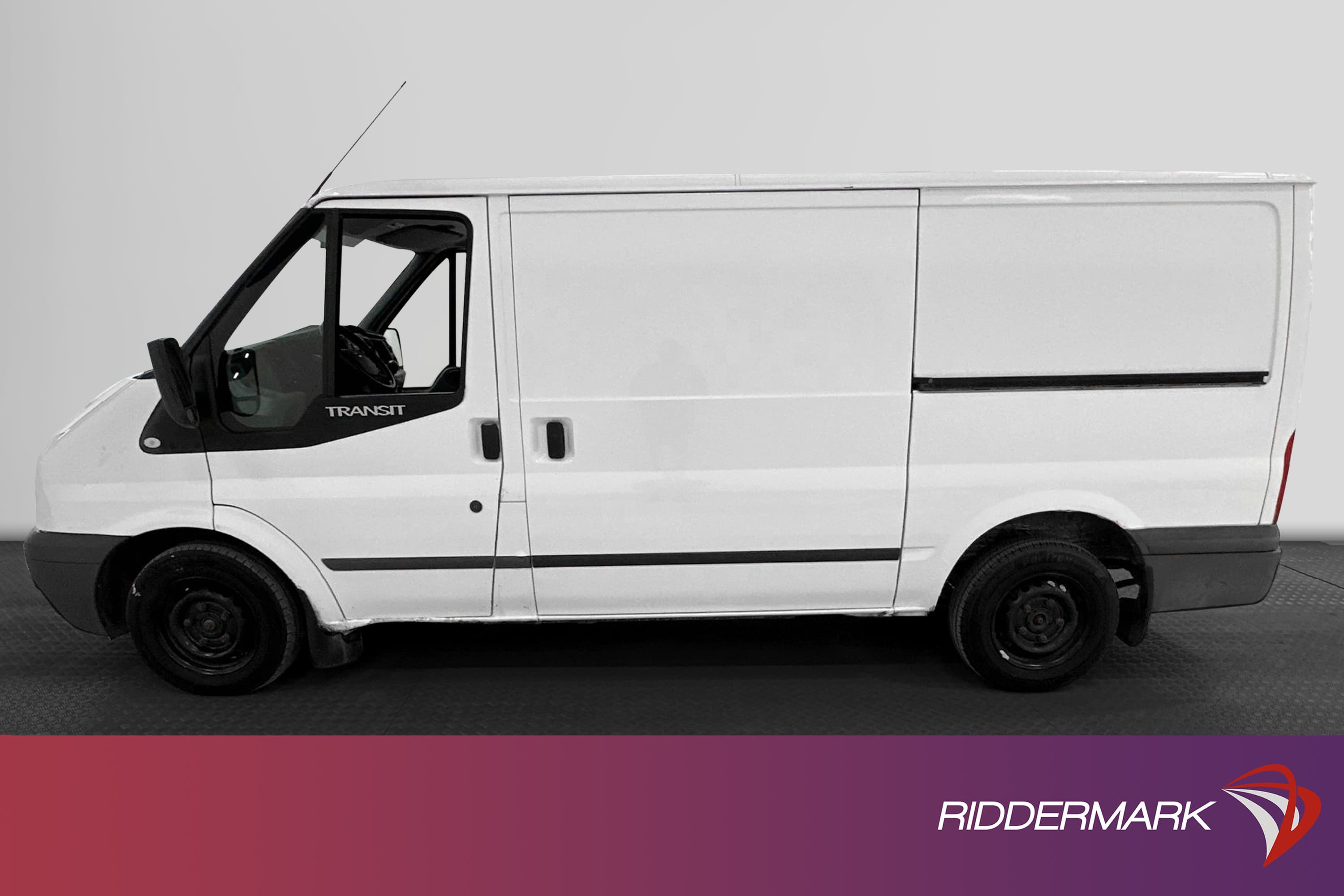 Ford Transit Lång 2.2TDCi 115hk Värmare PDC 3-sits
