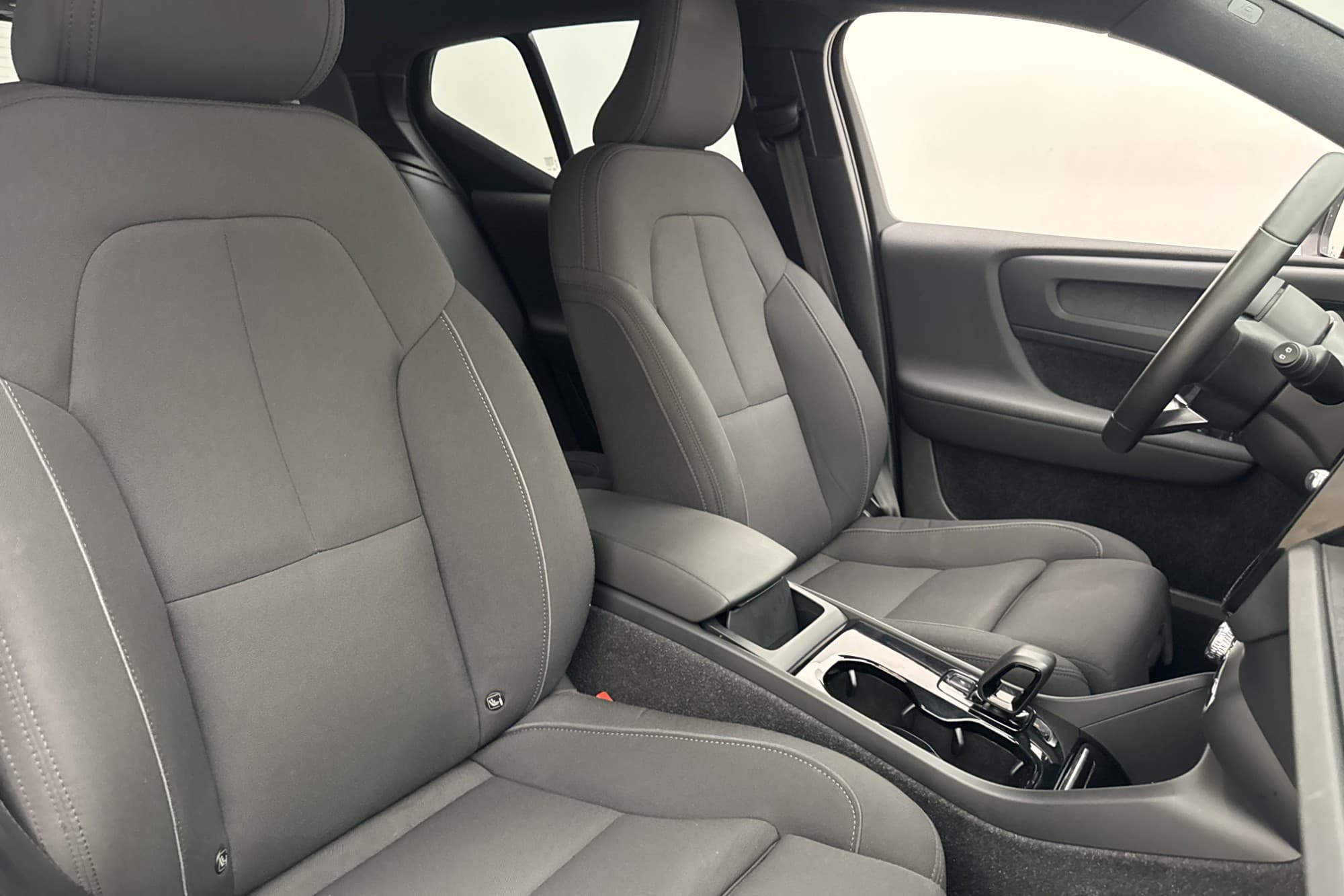 Volvo XC40 Recharge Twin motor Värmare Kamera CarPlay MOMS