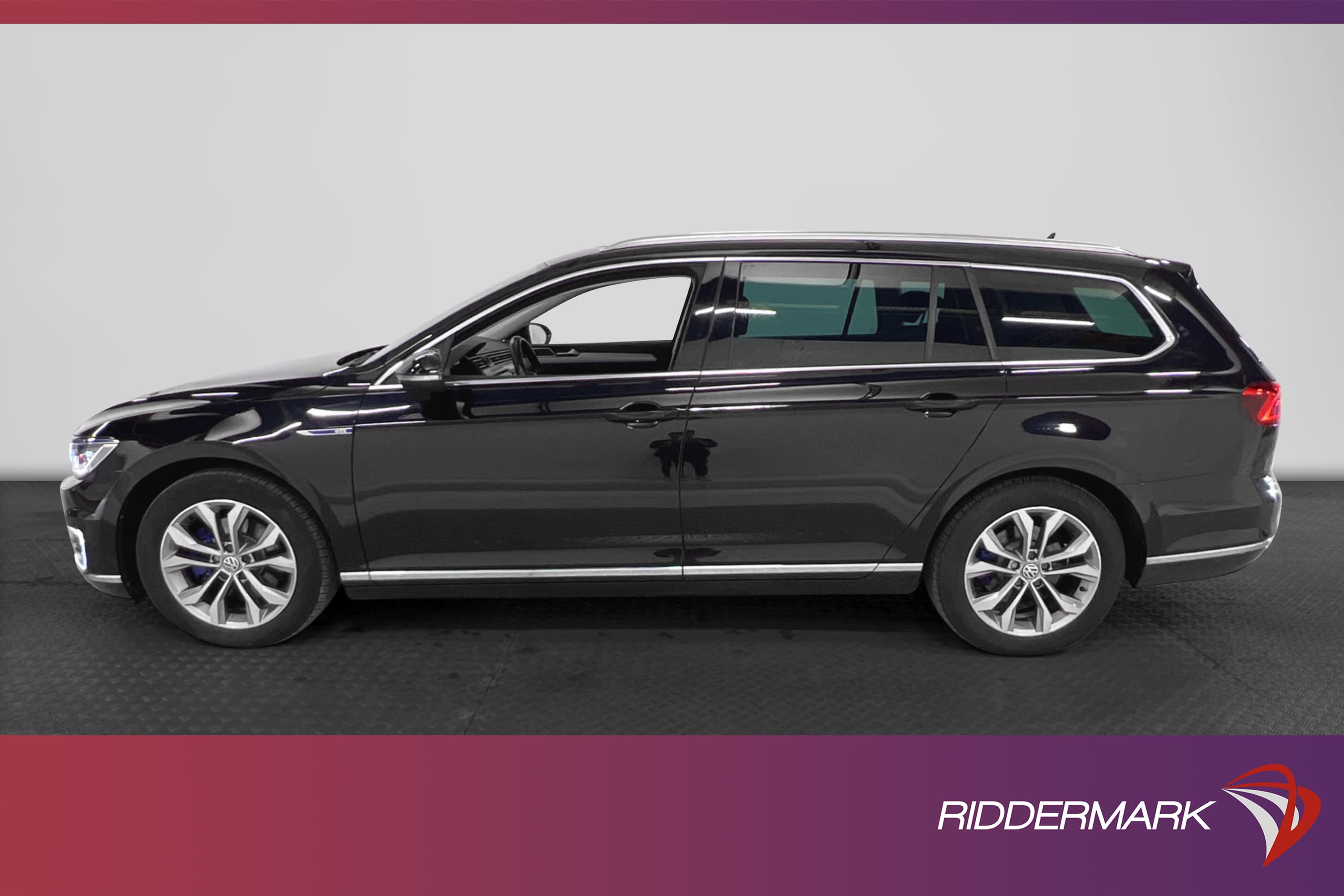 Volkswagen Passat GTE 218hk