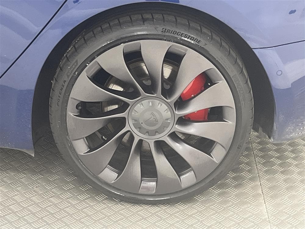 Tesla Model 3 Performance AWD Svensksåld Premiuminteriör