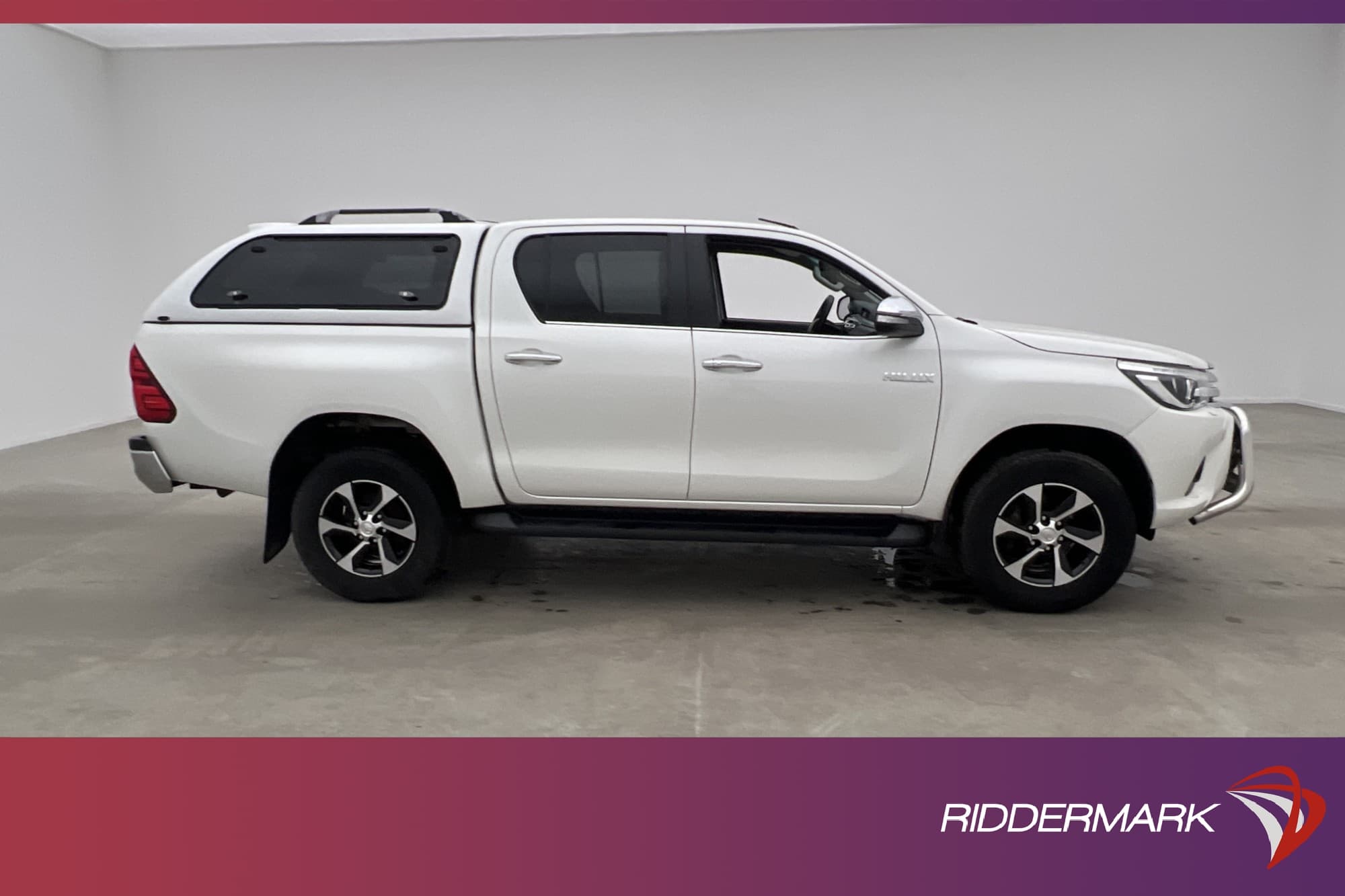 Toyota Hilux Premium 2.4 AWD