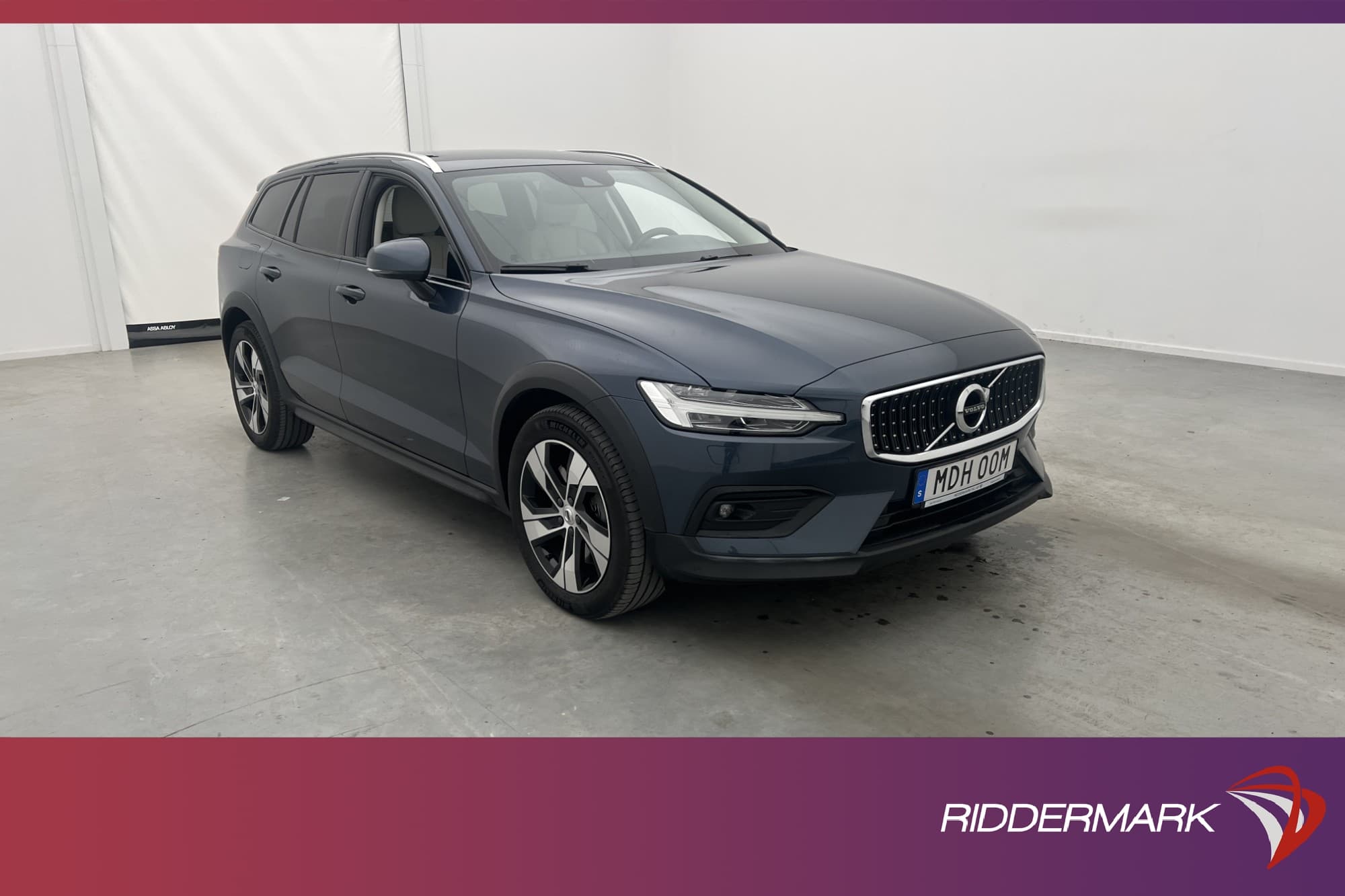 Volvo V60 Cross Country D4 AWD