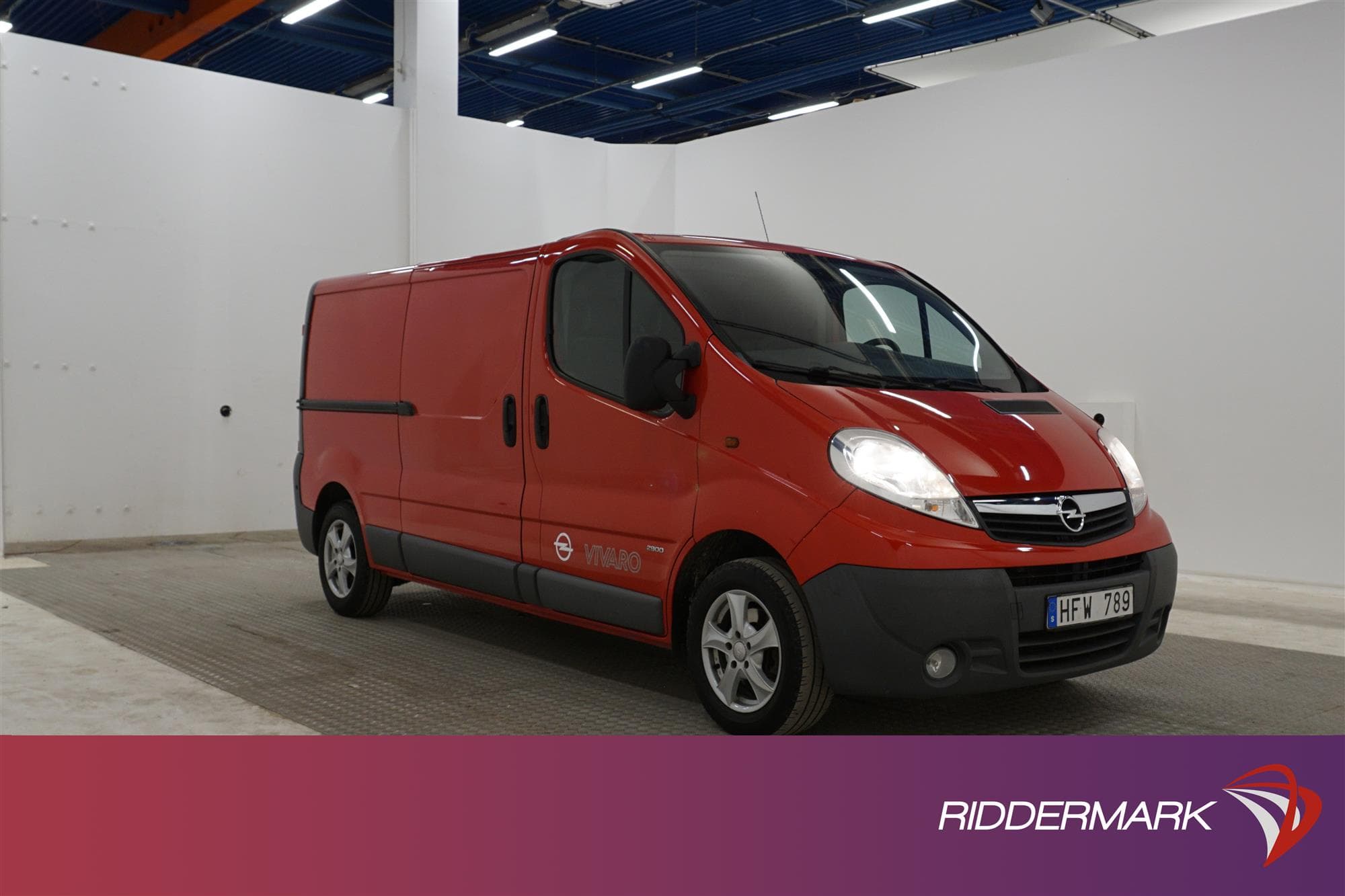 Opel Vivaro 2.0CDTI 3-Sits Lång PDC Dragkrok