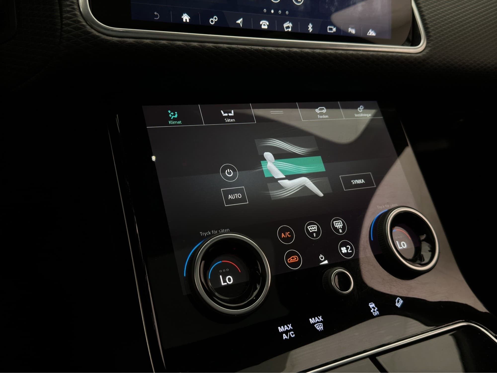 Land Rover Range Rover Velar P250 AWD R-Dynamic Pano Skinn