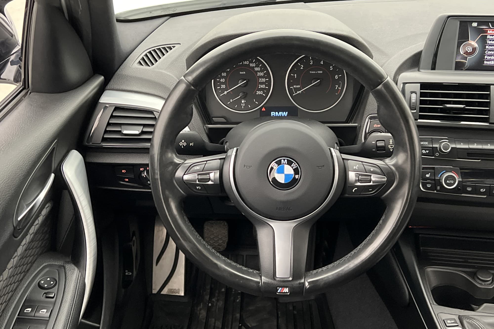 BMW 116 i 5-dörrar 136hk M Sport Sensorer Alcantara Keyless