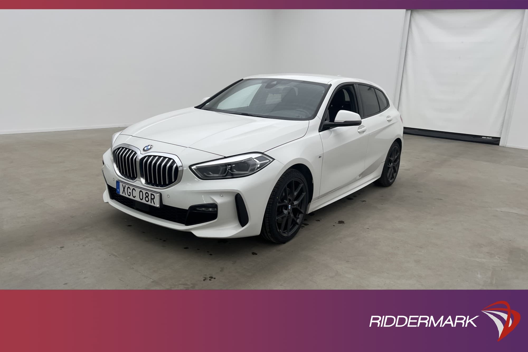 BMW 118 i Steptronic 140hk M Sport Halvskinn P-sensorer