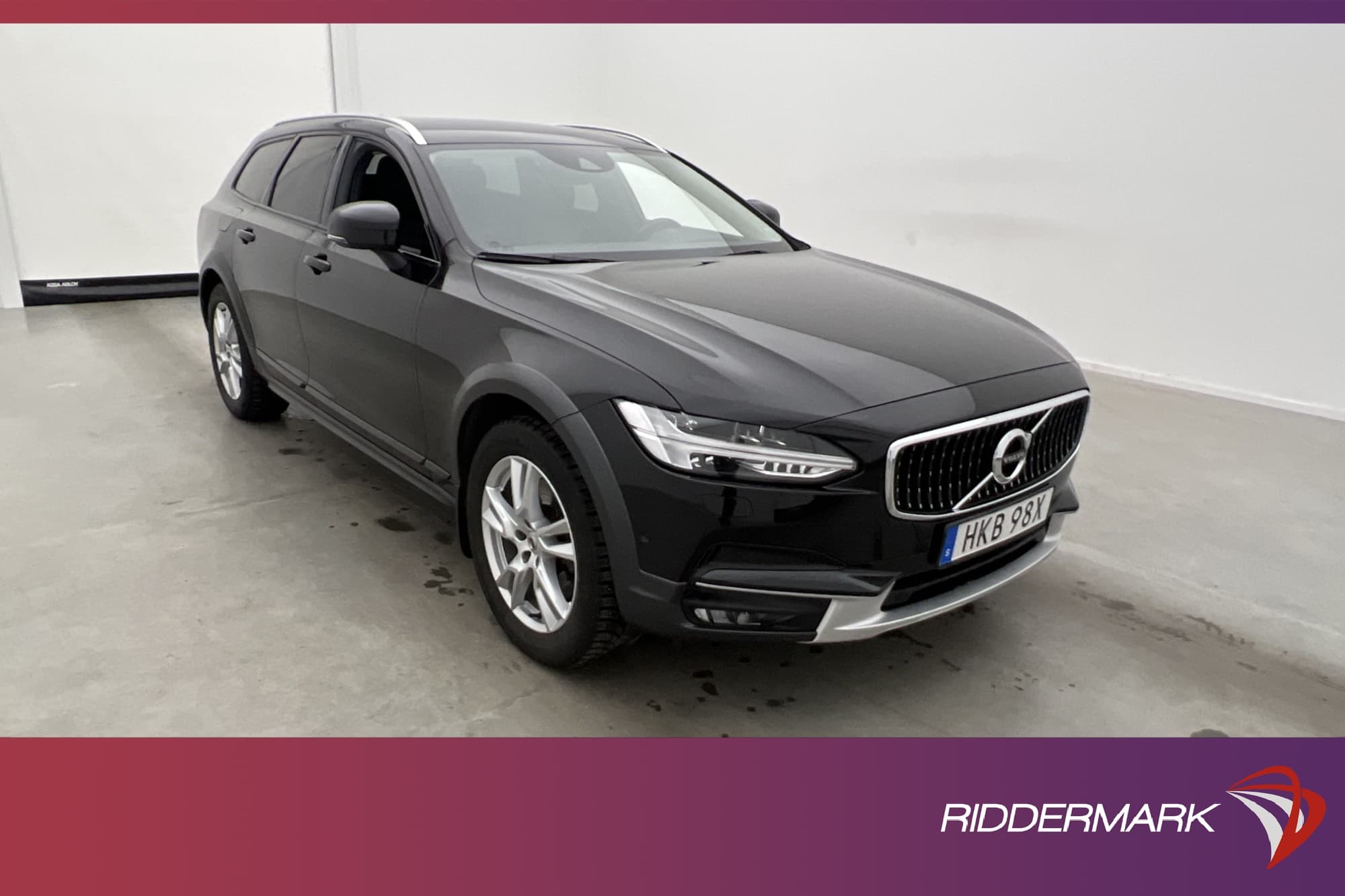 Volvo V90 Cross Country D4 AWD