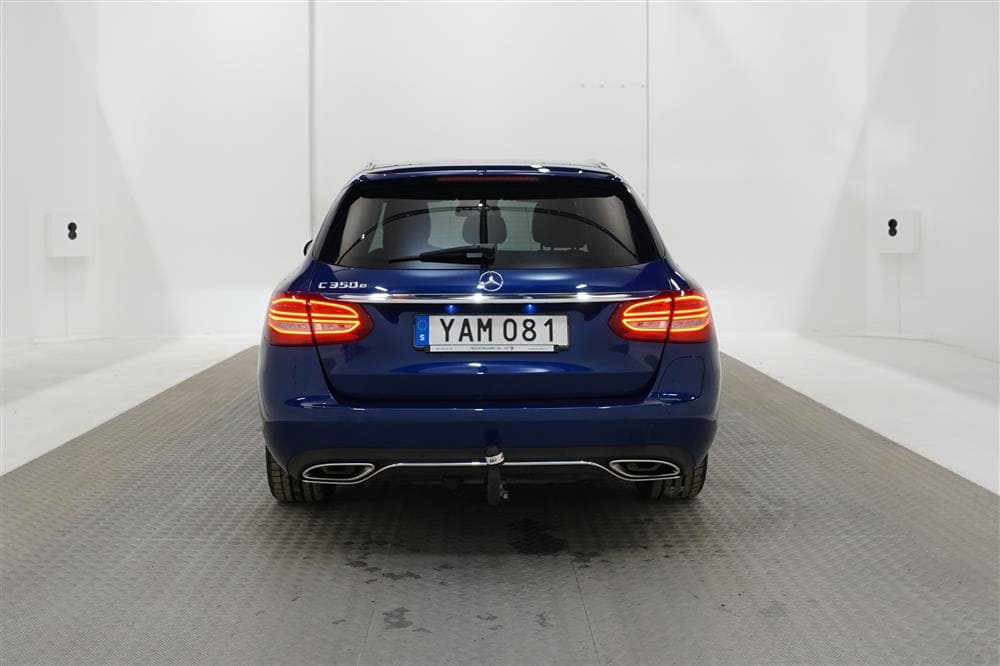 Mercedes-Benz C 350e 279hk Burmester Värmare Kamera Drag 