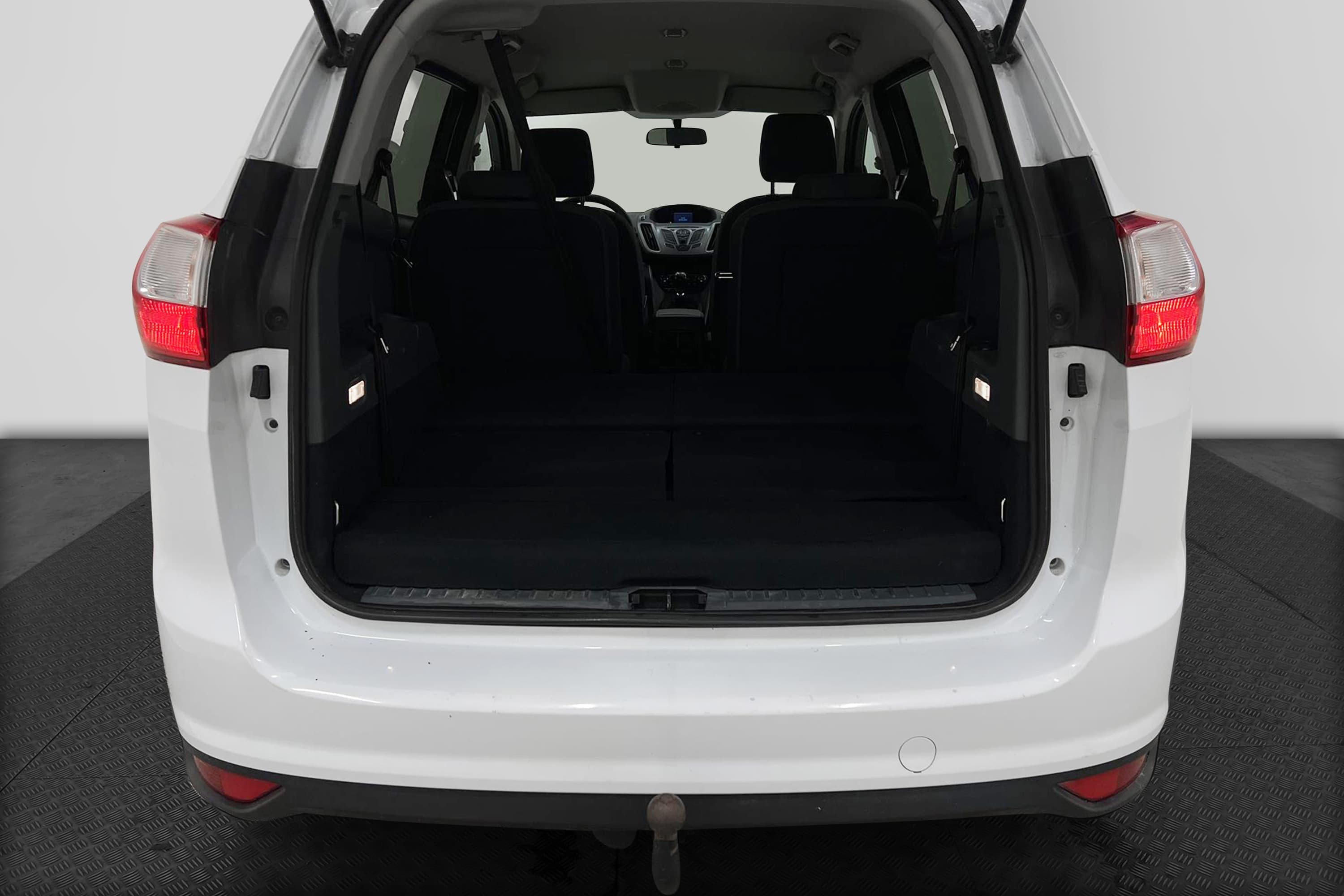 Ford Grand C-Max 95hk 7-sits D-värm Drag Välservad 0,49l/mil