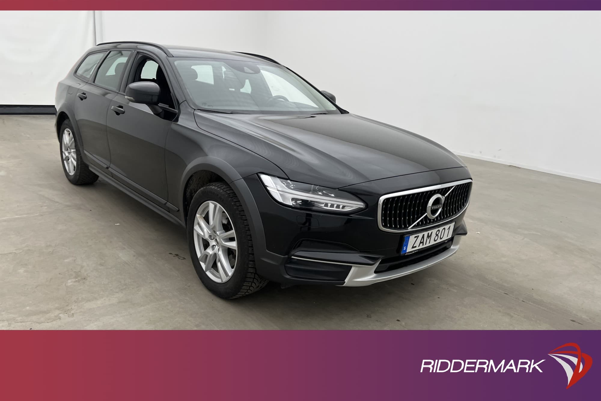 Volvo V90 Cross Country D4 AWD
