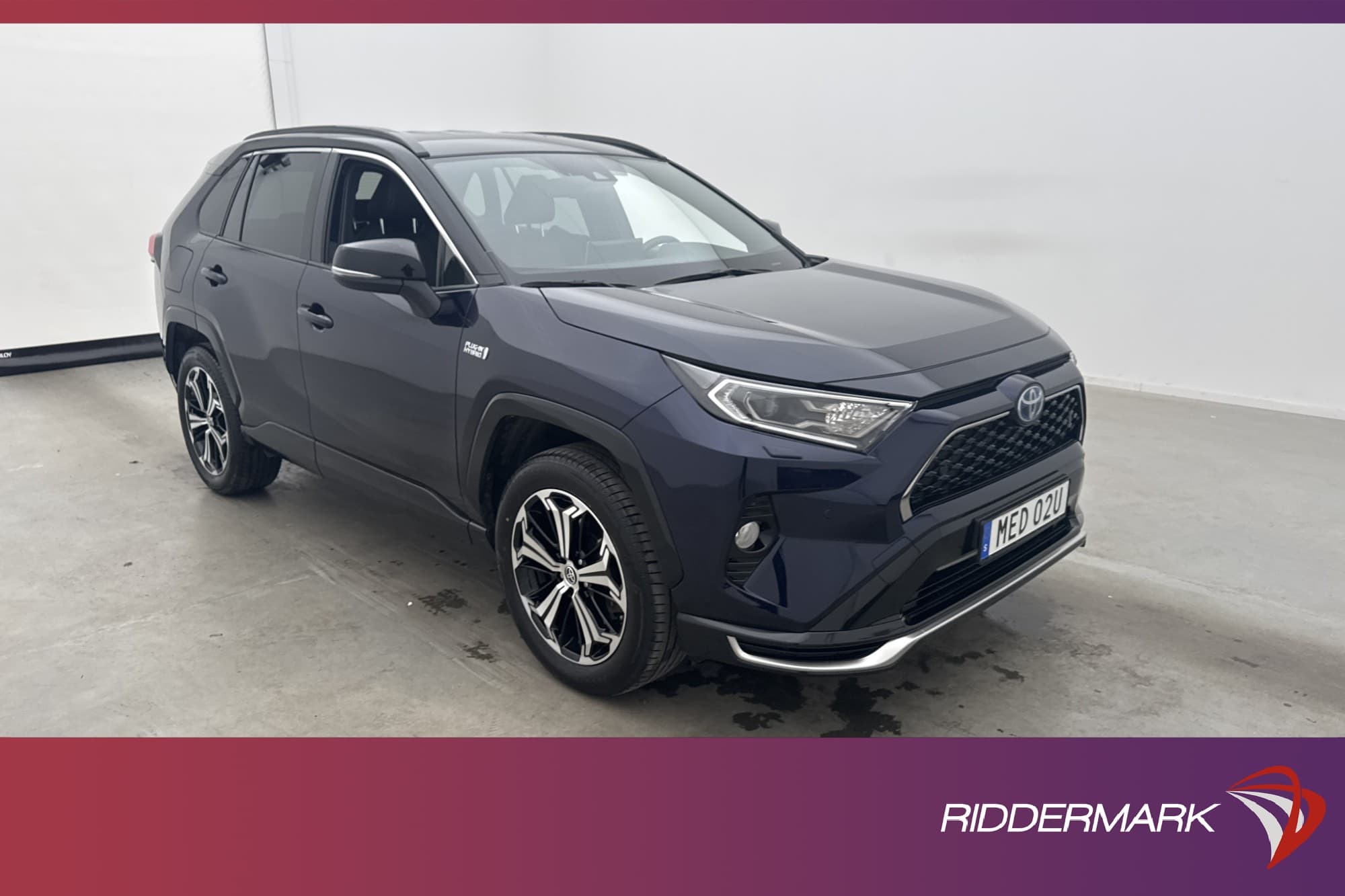 Toyota RAV4 Plug-in 306hk Style M&K-Värmare Drag Kamera MOMS