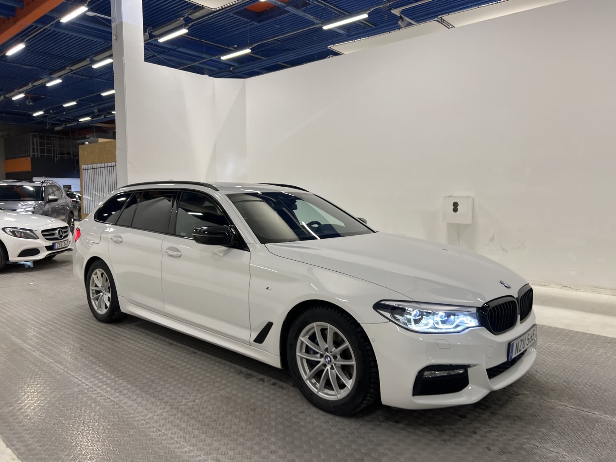 BMW 530 d xDrive 265hk