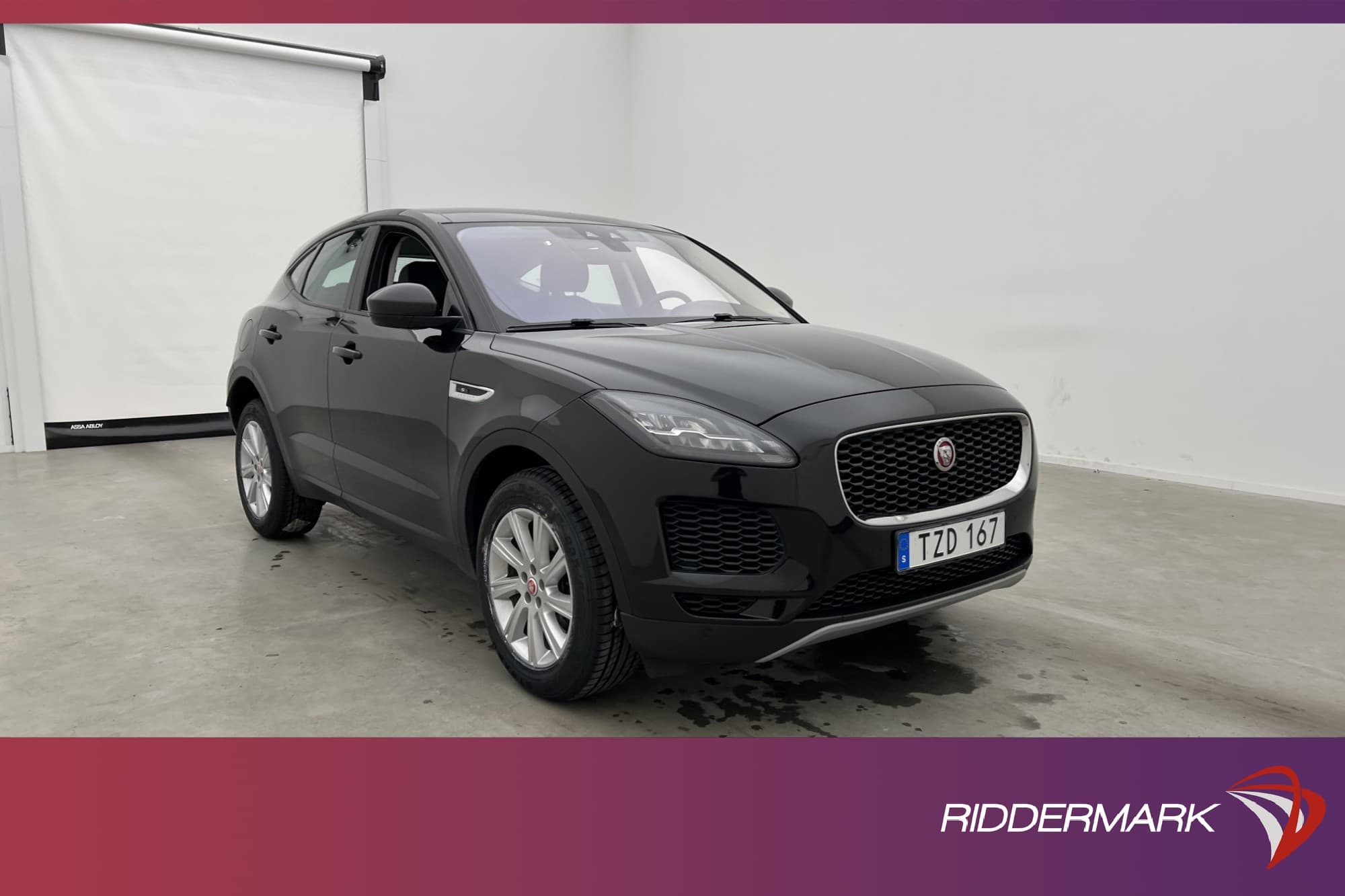 Jaguar E-Pace P200 AWD 200hk