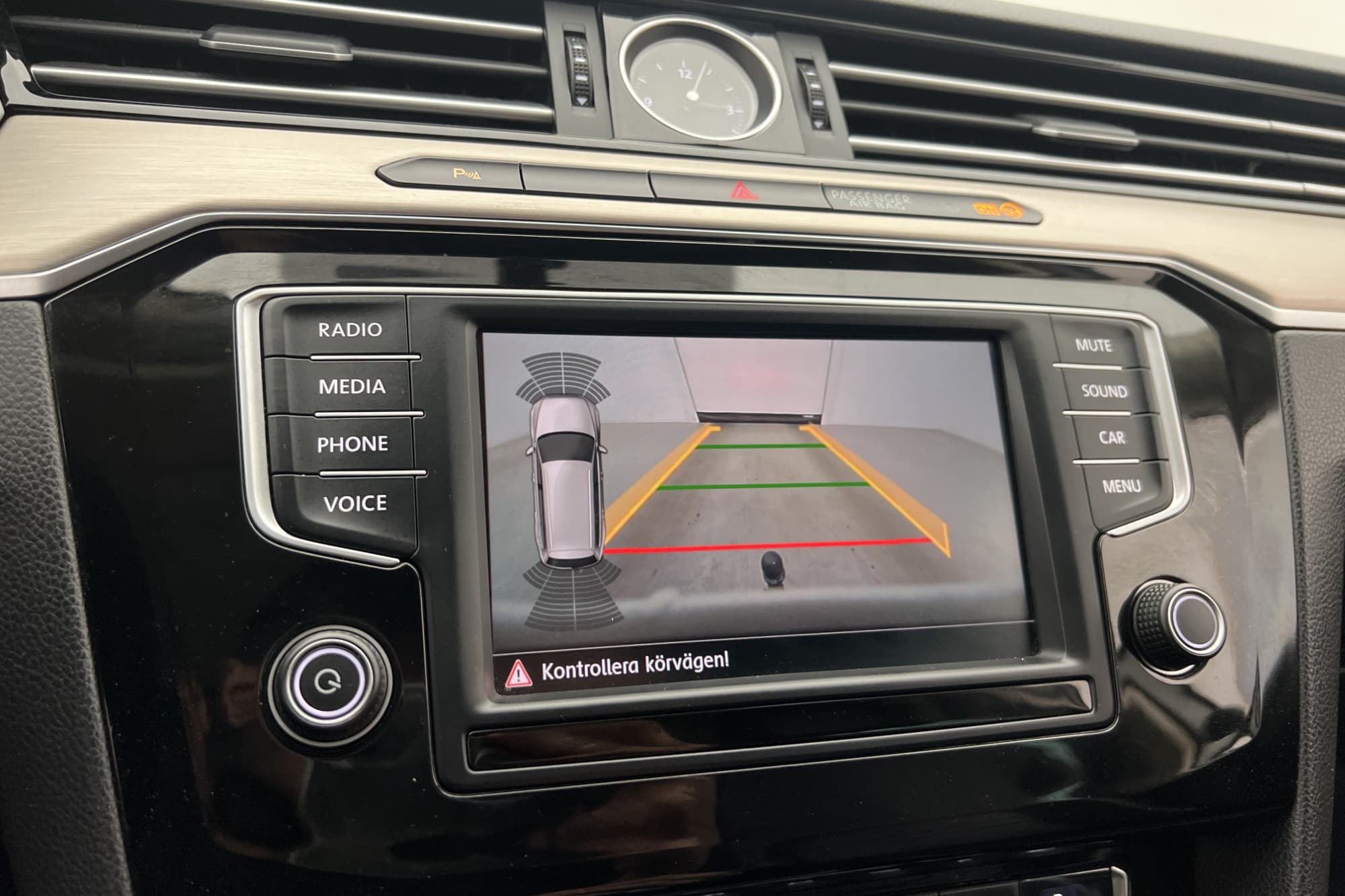 Volkswagen Passat TDI 4M 190hk D-Värmare Kamera Skinn Drag