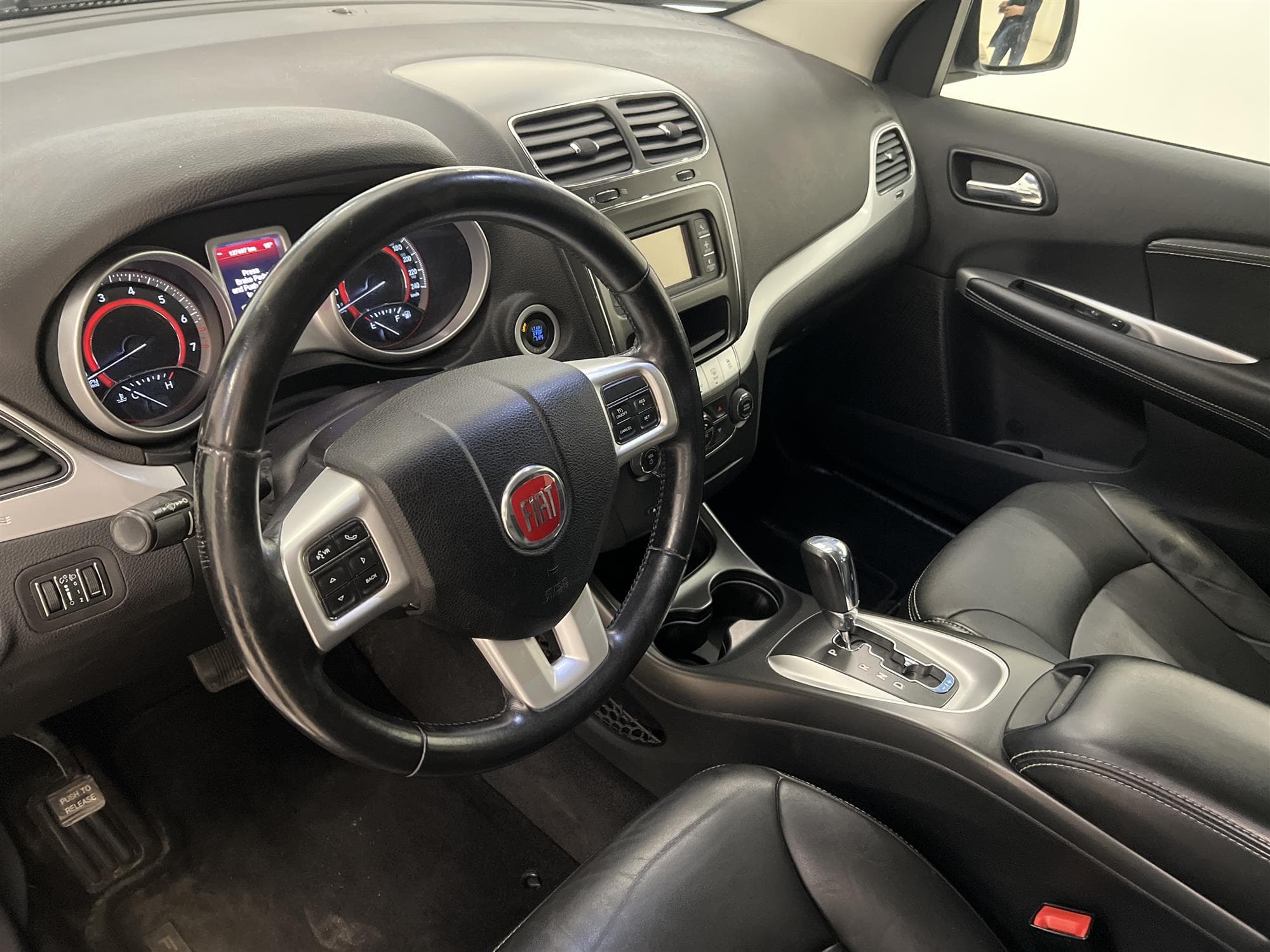 Fiat Freemont 3.6 V6 4x4 280hk  M-Värmare Keyless Nyservad