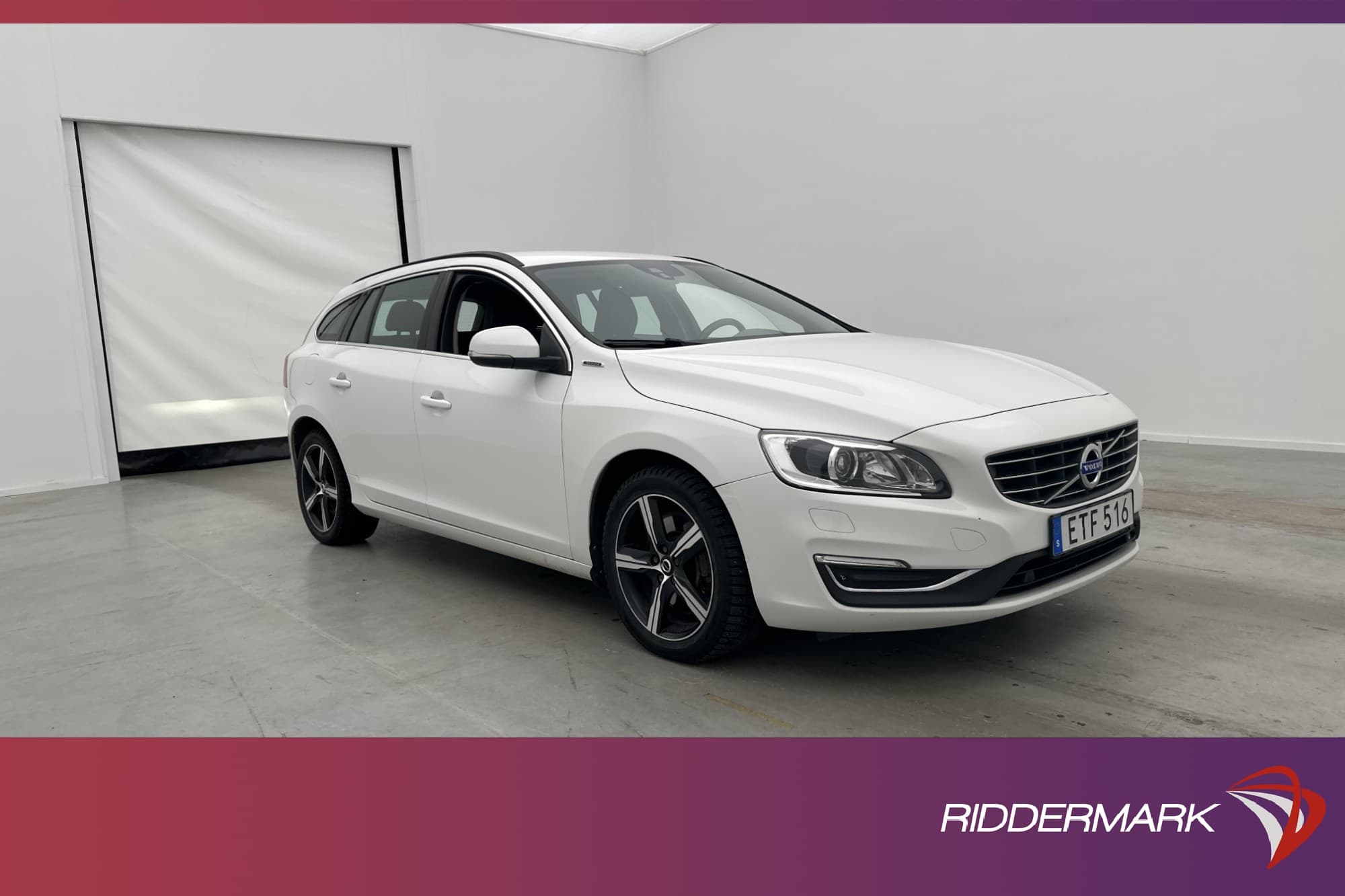 Volvo V60 D5 Plug-in AWD