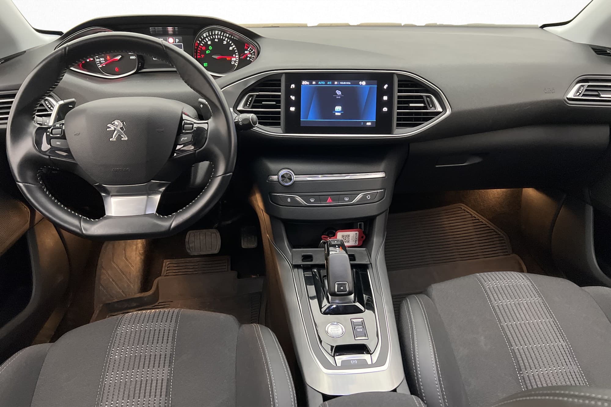 Peugeot 308 1.2 PureTech Allure CarPlay P-Sensorer