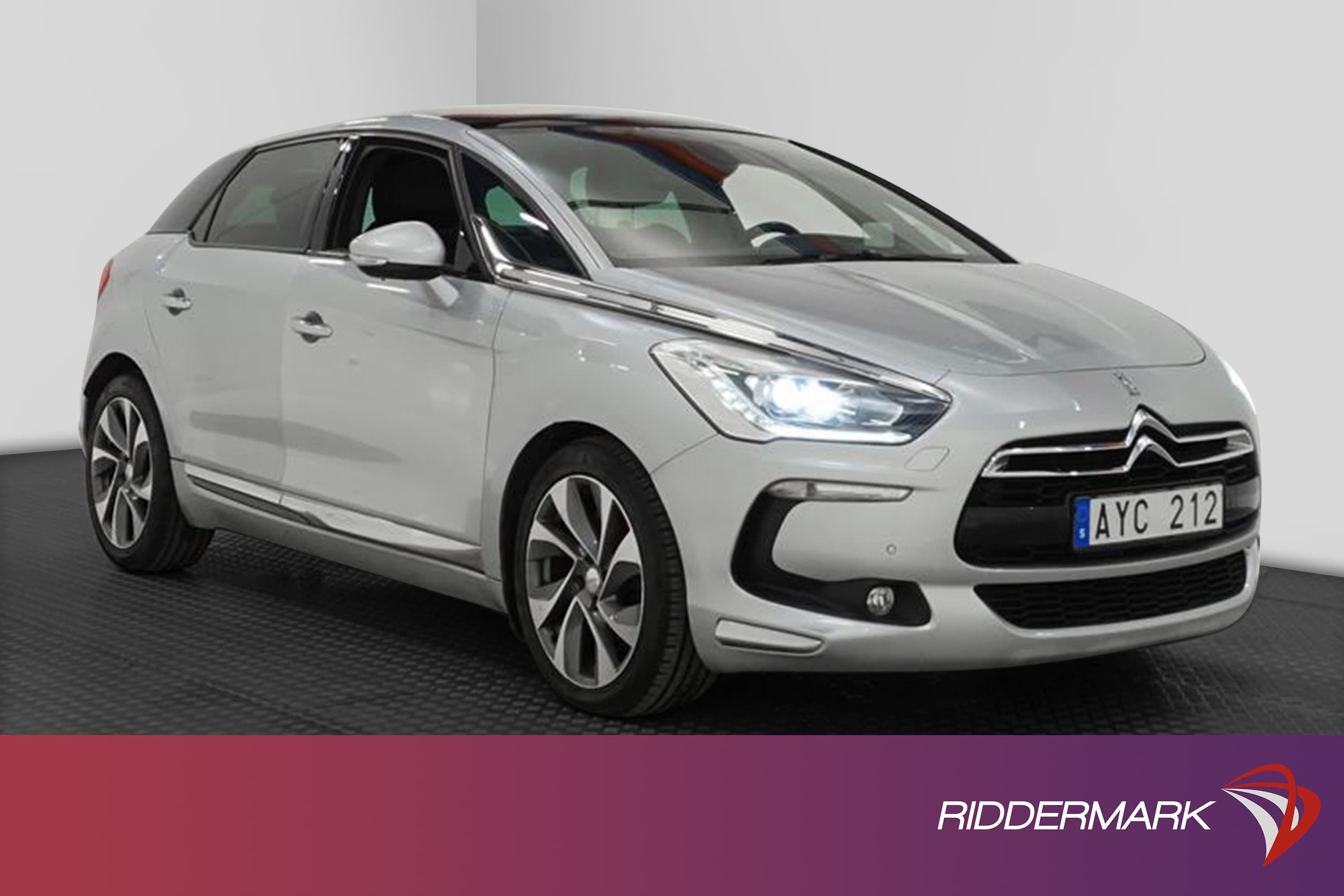 Citroën DS5 2.0 HDi 163hk Style Pano HUD Drag PDC 0,59l/milexteriör