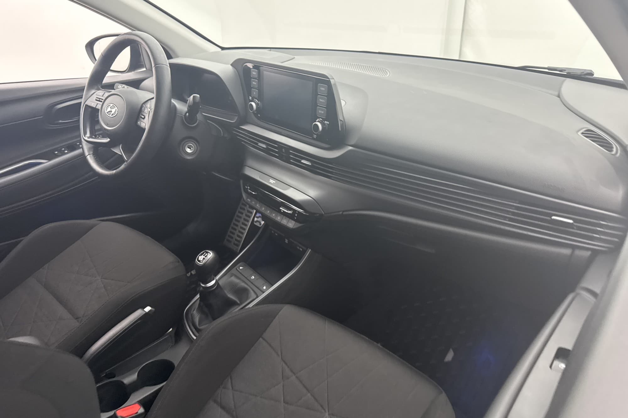 Hyundai Bayon MPi 84hk Essential Kamera Rattvärme CarPlay