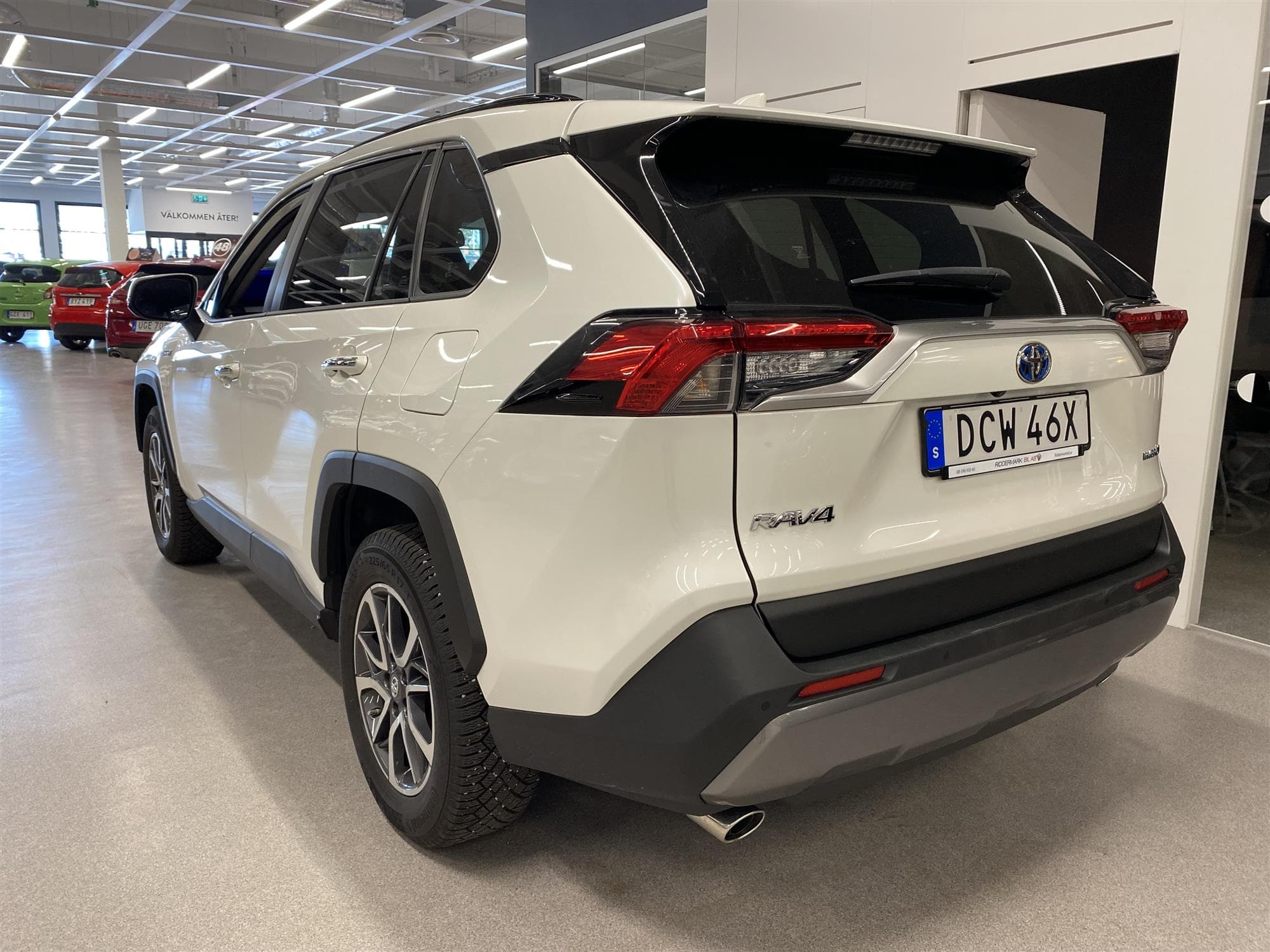 Toyota RAV4 2.5 HSD AWD 222hk Executive JBL Navi Skinn B-Kam