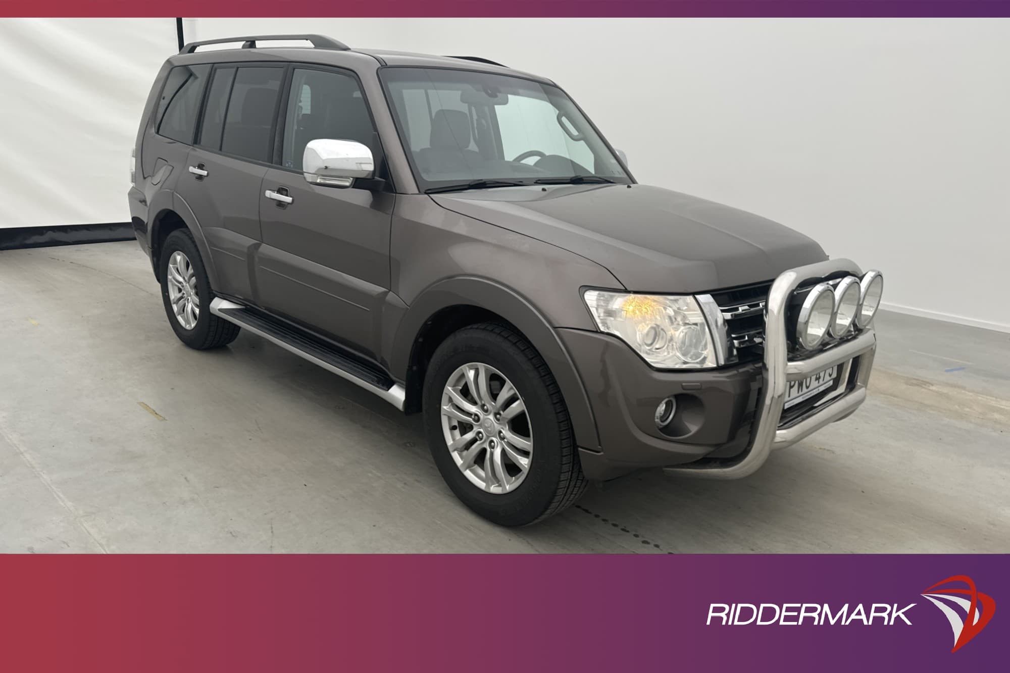 Mitsubishi Pajero  4WD 200hk