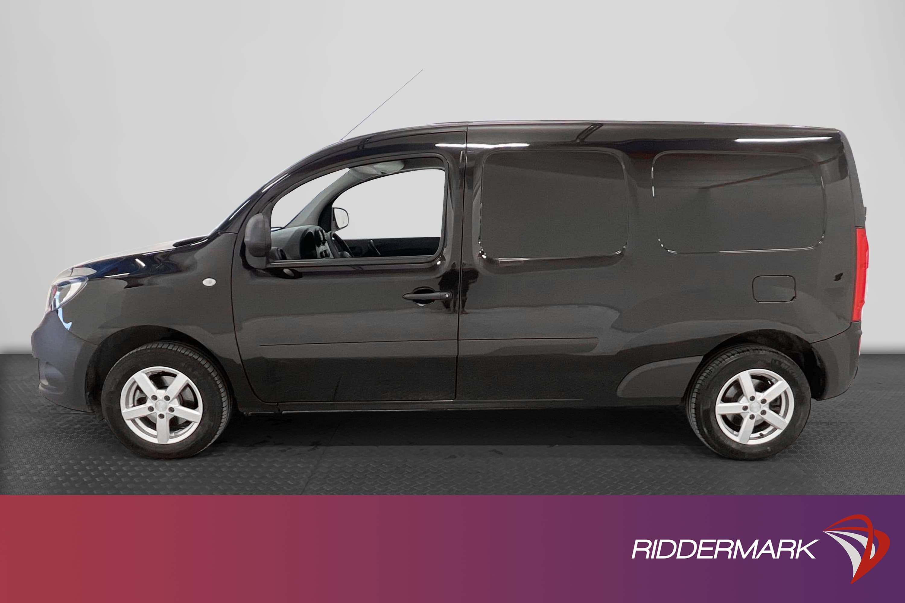 Mercedes-Benz Citan Lång 109CDI Dragkrok M-värmare Moms 