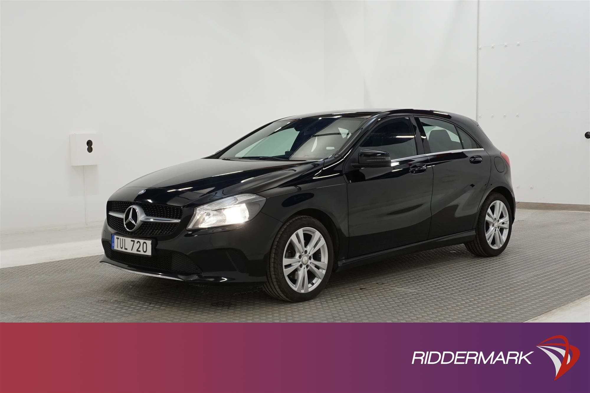 Mercedes-Benz A 180 122hk