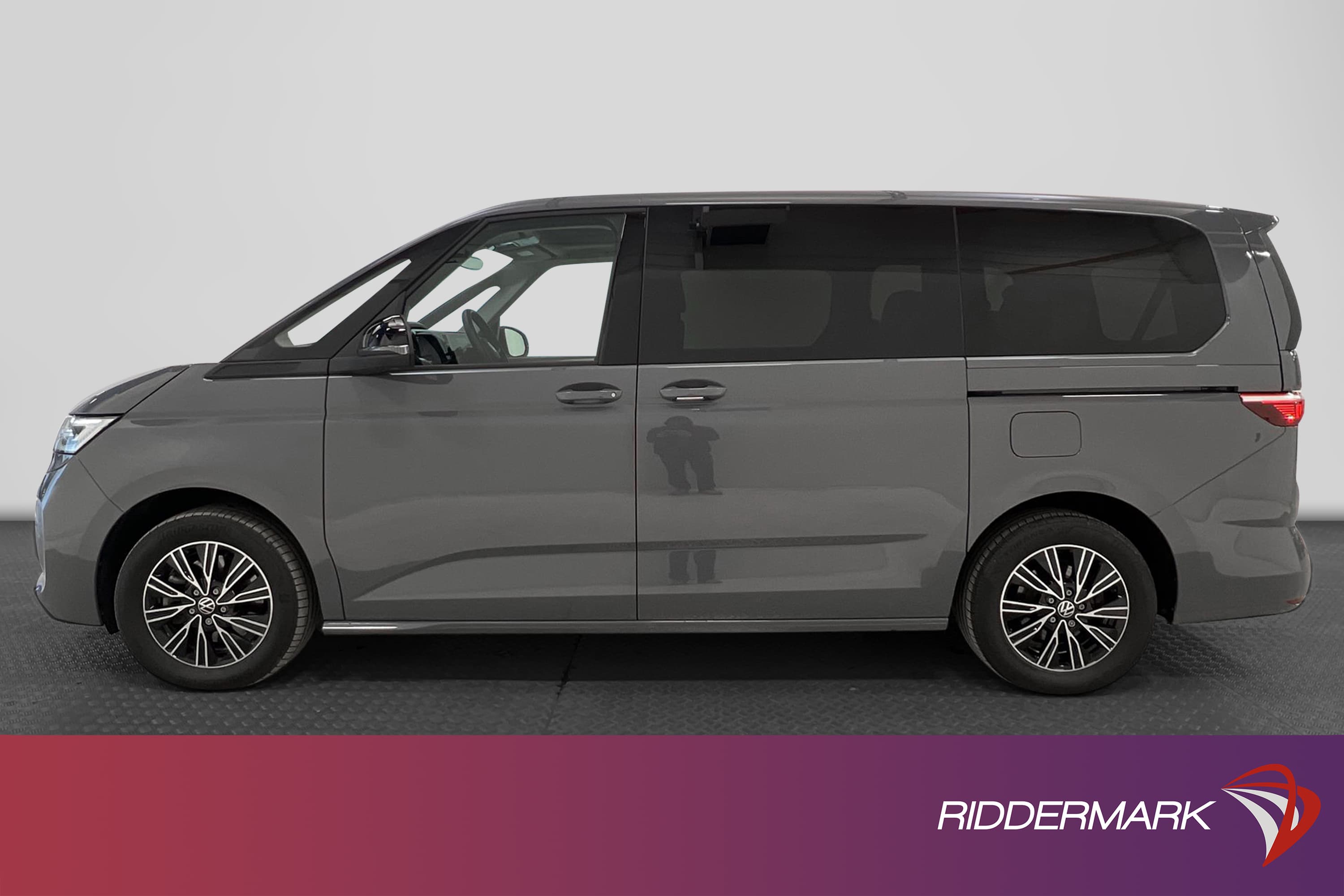Volkswagen Multivan eHybrid Automat 218hk Pano Kamera Moms