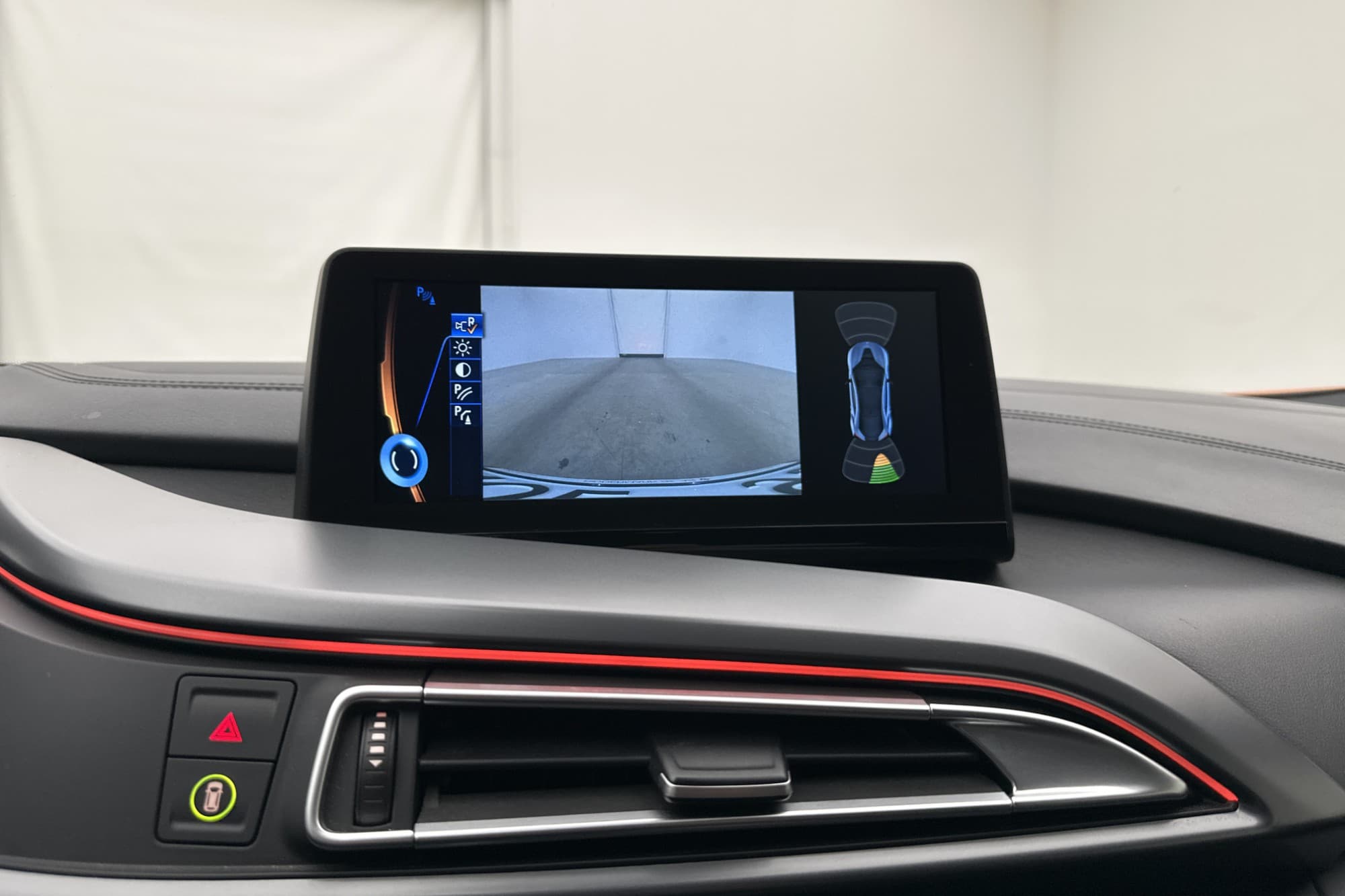BMW i8 xDrive Coupé 362hk Head-Up H/K 360° Navi Svensksåld