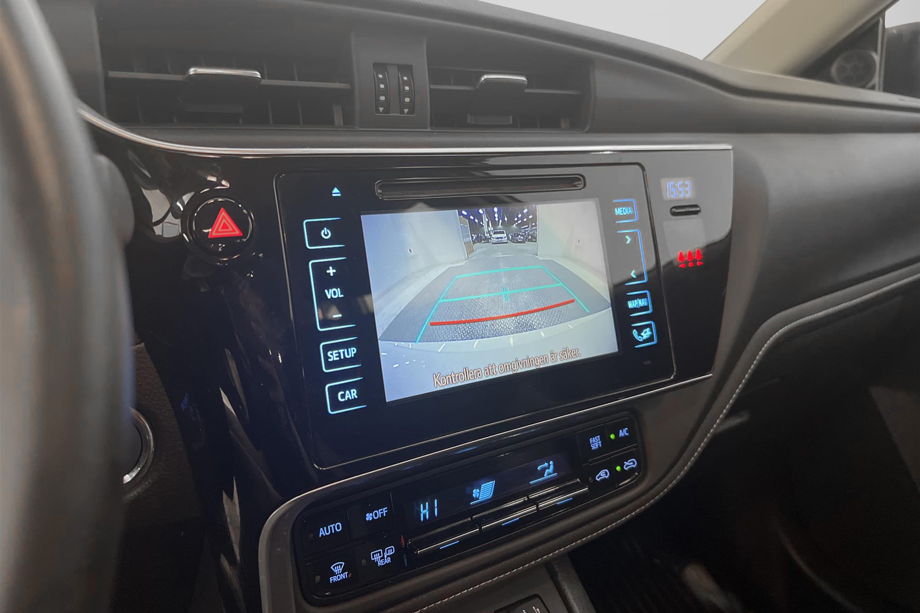 Toyota Auris Hybrid e-CVT 136hk B-Kam Lane Assist 0,35L/mil