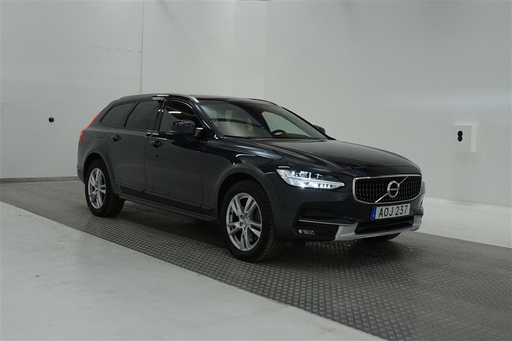 Volvo V90 Cross Country D4 AWD