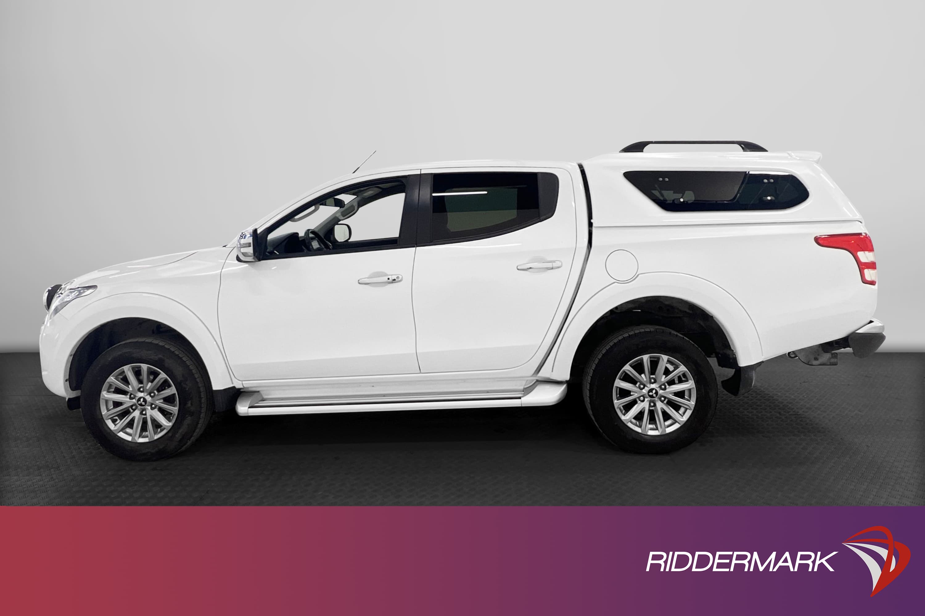 Mitsubishi L200 2.4 Automat 181hk 4WD Drag Moms