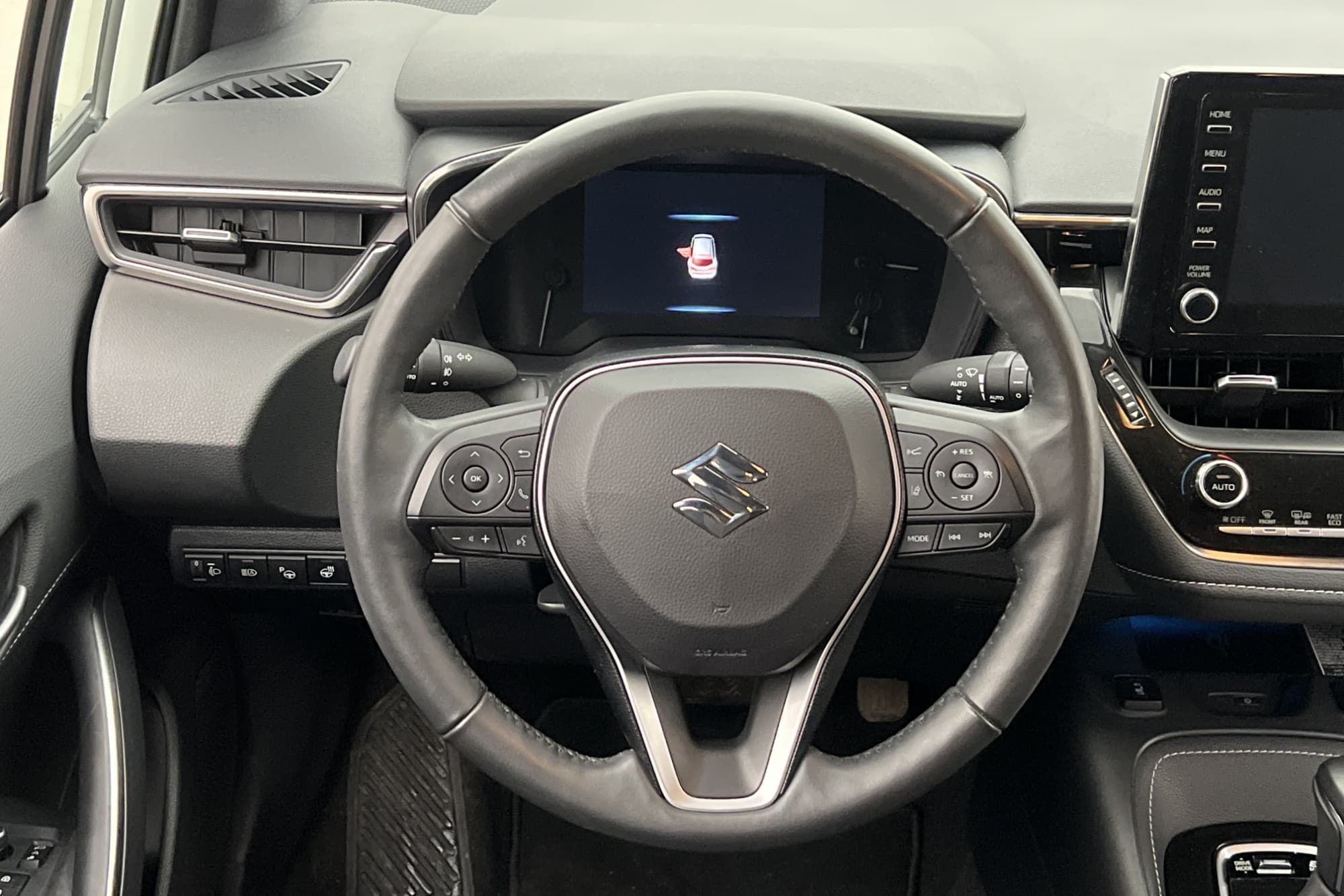 Suzuki Swace Hybrid e-CVT 122hk Inclusive Rattvärme Kamera