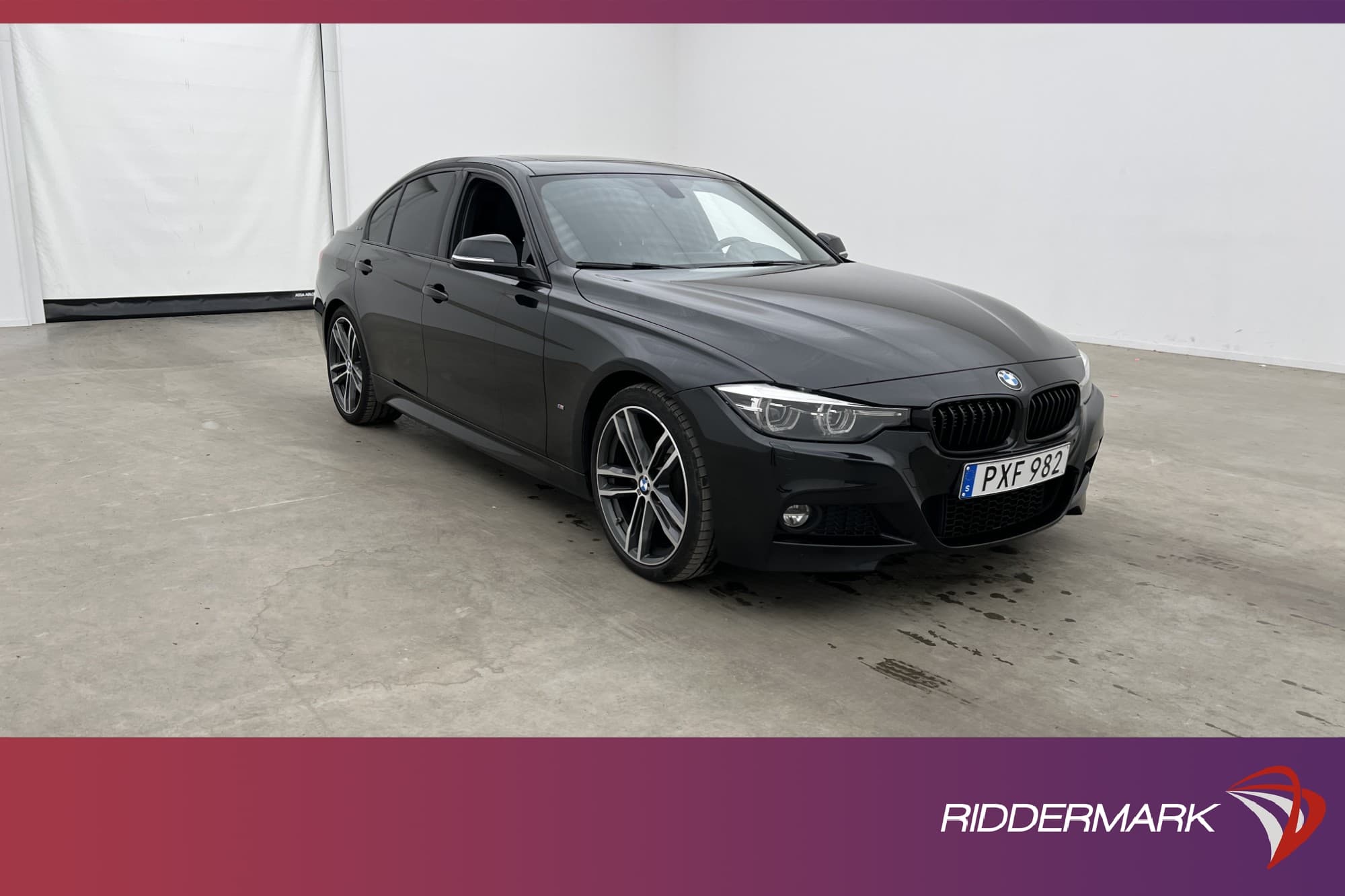 BMW 330 e Sedan M Sport Pano HiFi Skinn Sensorer GPS Keyless