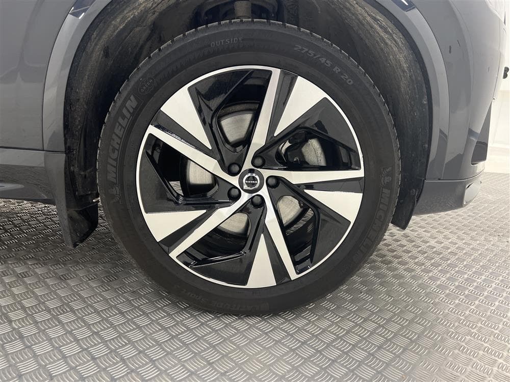 Volvo XC90 B5 235hk AWD R-Design 7-Sits D-Värm VOC Pano H/Kinteriör