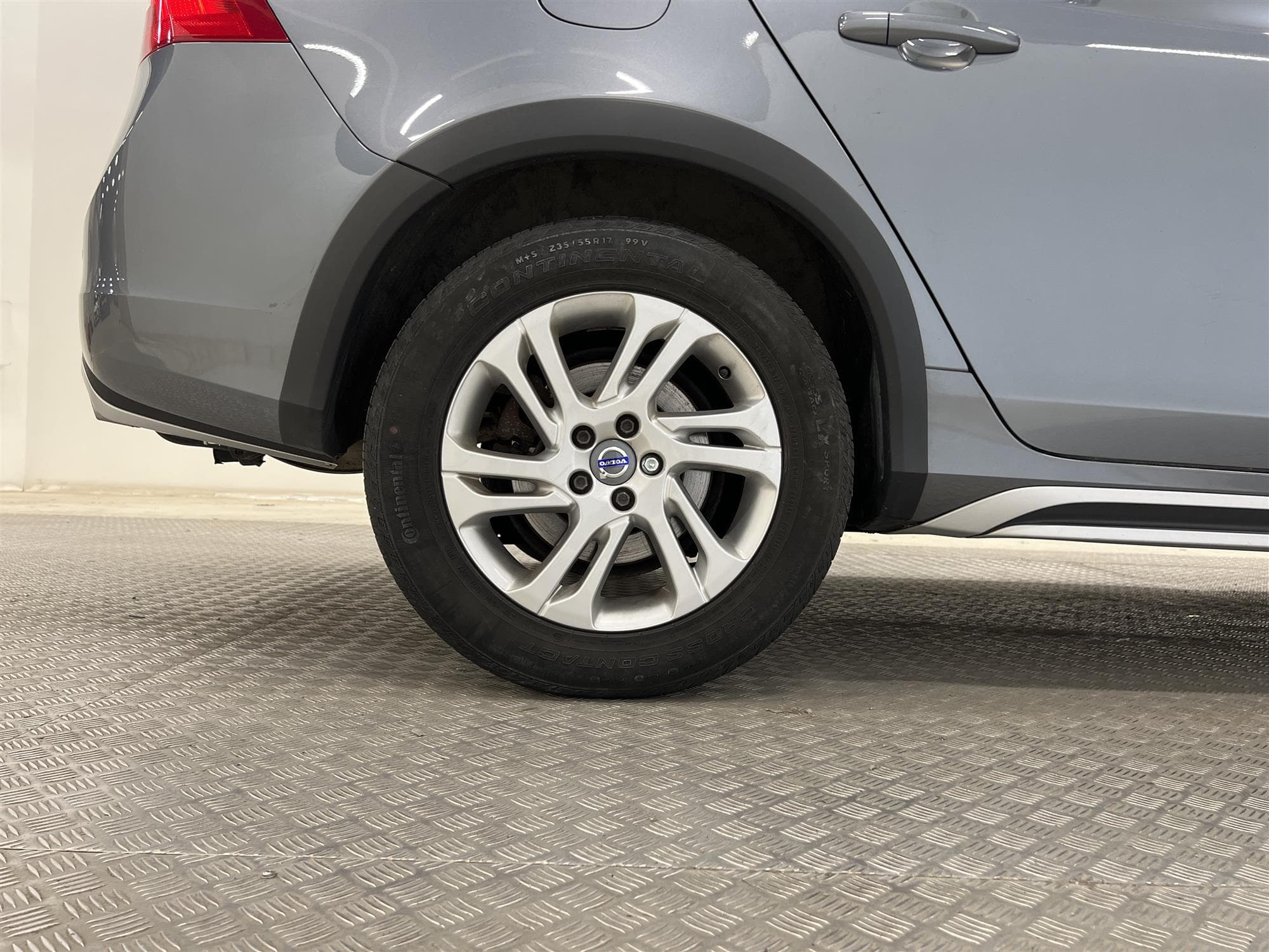 Volvo V60 Cross Country D4 190hk Voc D-Värm Drag BLIS PDC