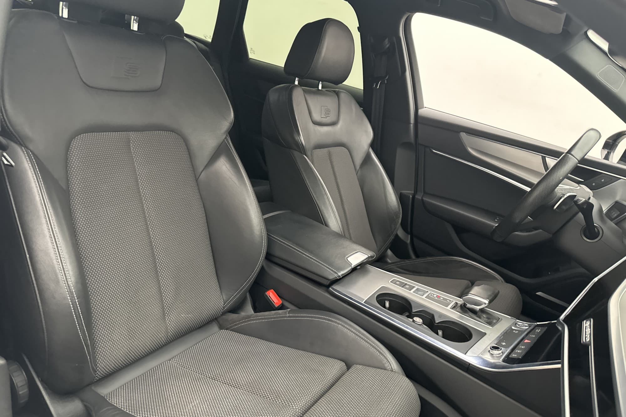 Audi A6 40 TDI Quattro S-Line Värmare B&O Drag Matrix 360°