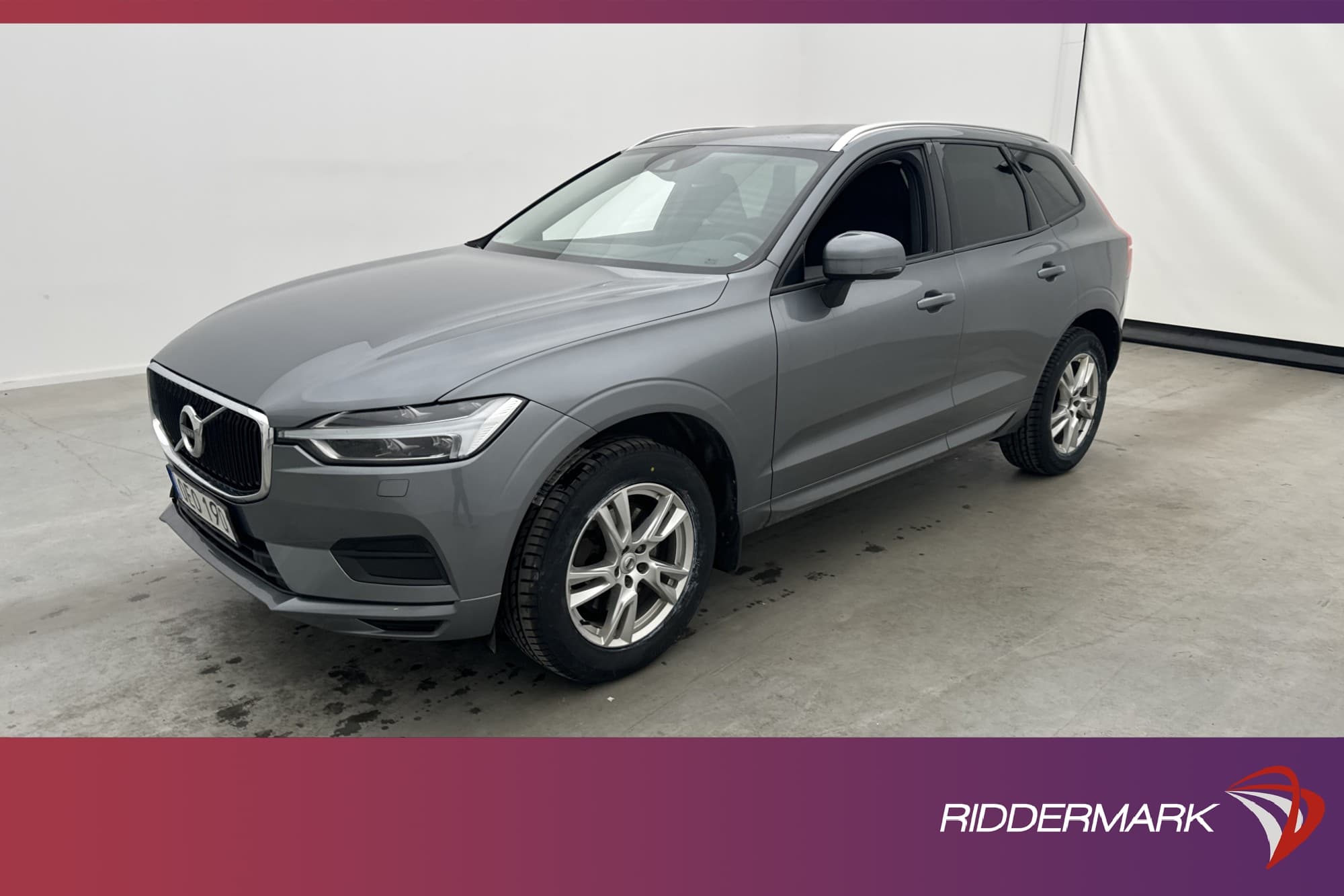 Volvo XC60 D4 Momentum VOC D-Värmare Rattvärme CarPlay Drag