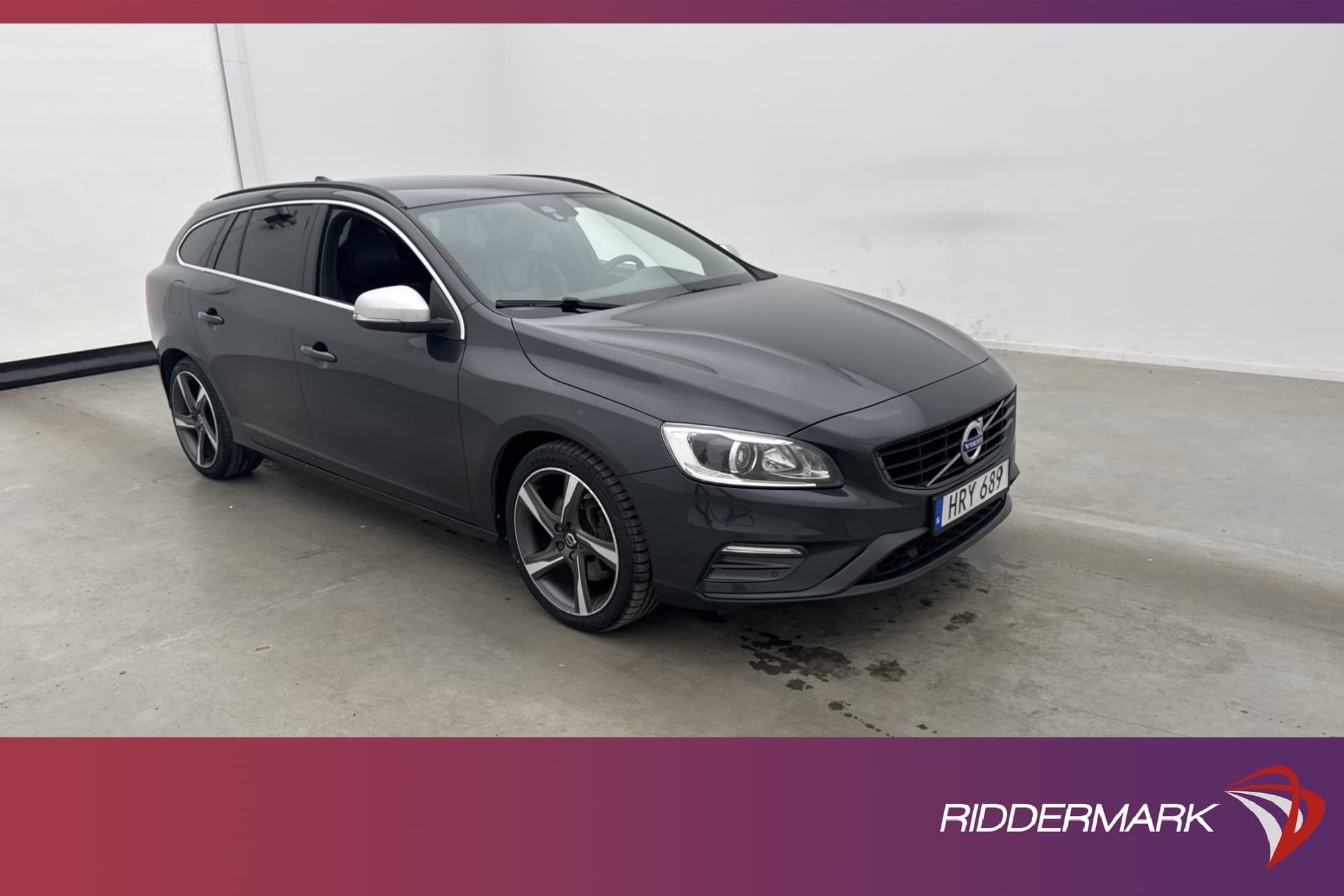 Volvo V60 D4 AWD 190hk R-Design VOC D-Värmare Skinn Rattvärm