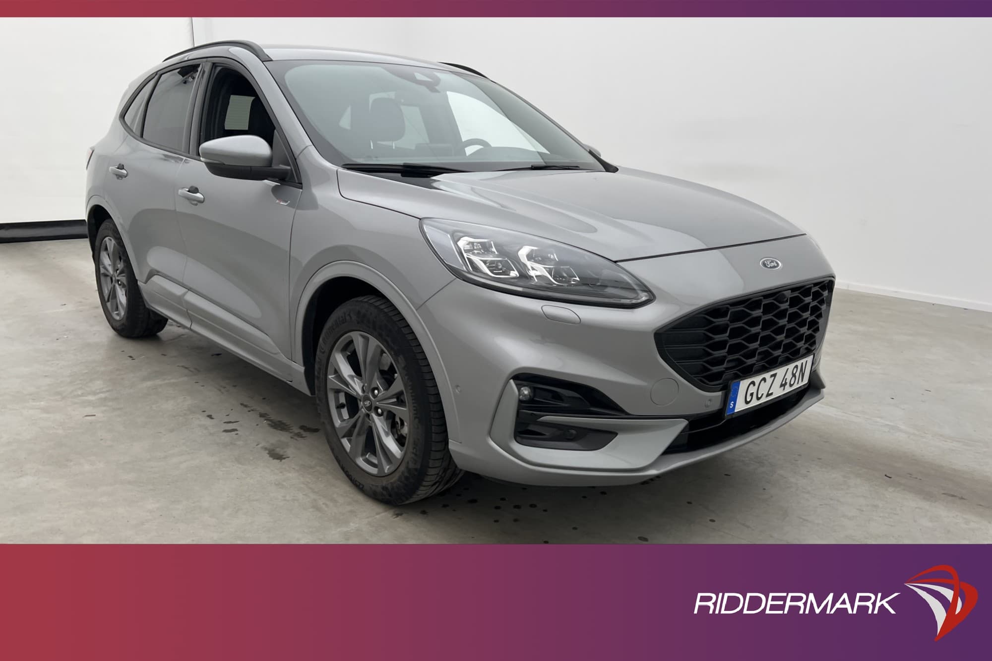 Ford Kuga Plug-in Hybrid 225hk