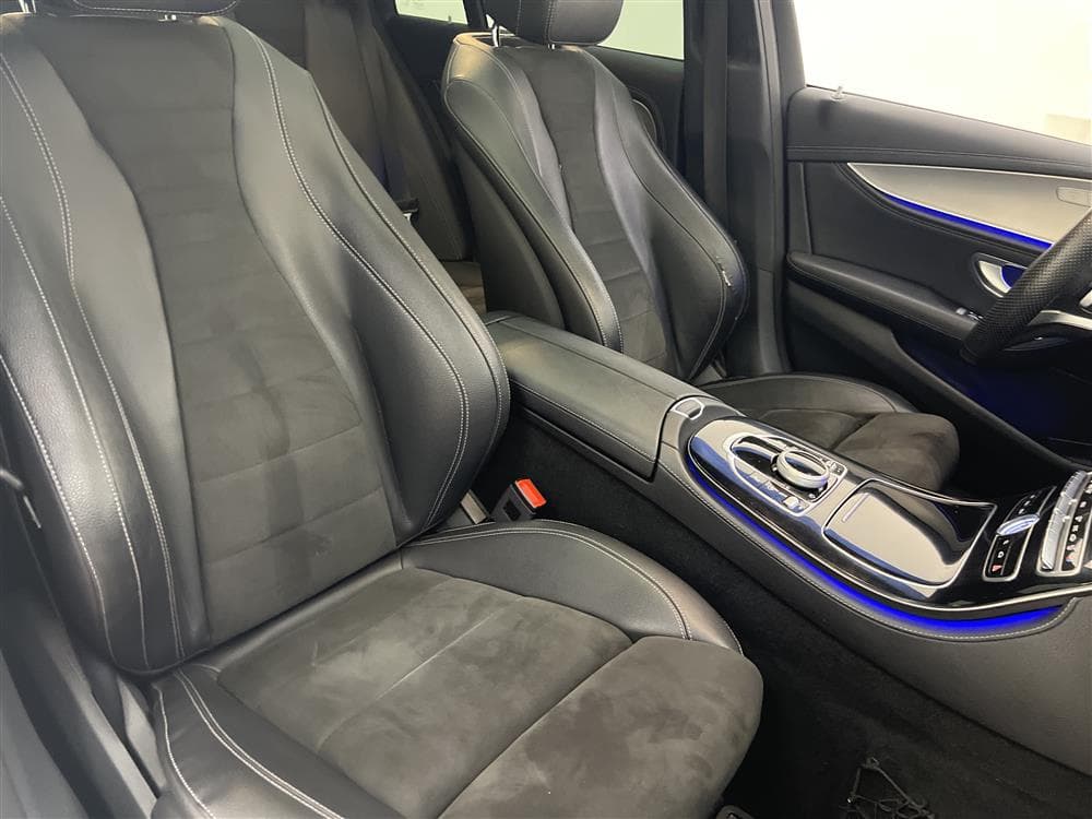 Mercedes-Benz E 220d 194hk AMG Pano Burmester B-Kam GPS Draginteriör