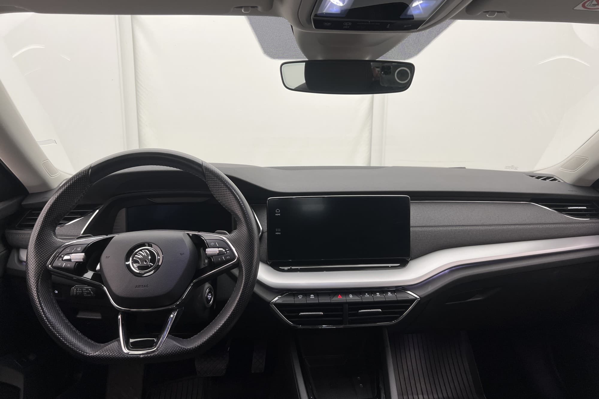 Skoda Octavia Kombi TSI 150hk Cockpit Värm Kamera Drag MOMS
