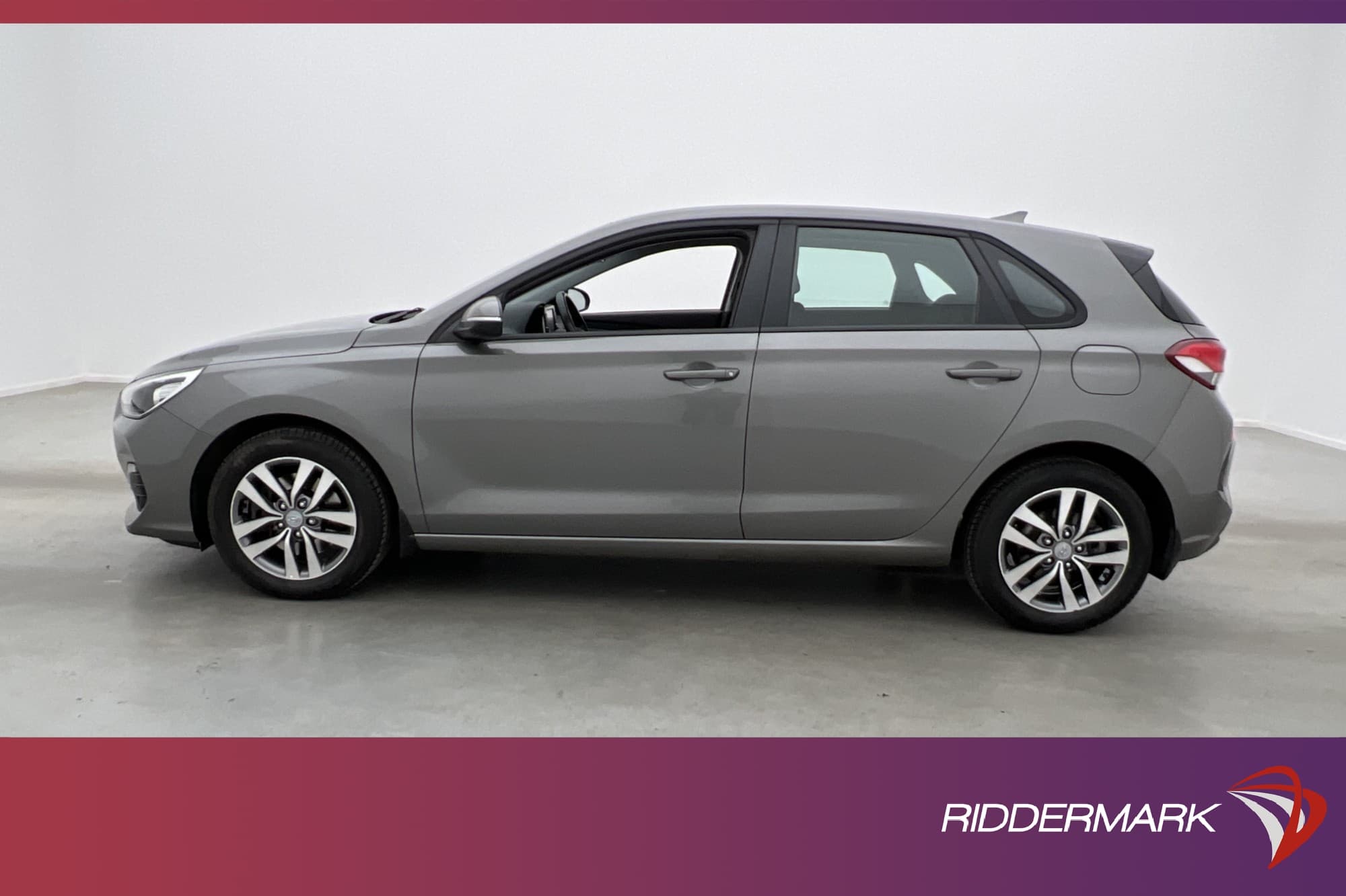 Hyundai i30 1.4 T-GDi 140hk Backkamera 2-Brukare 