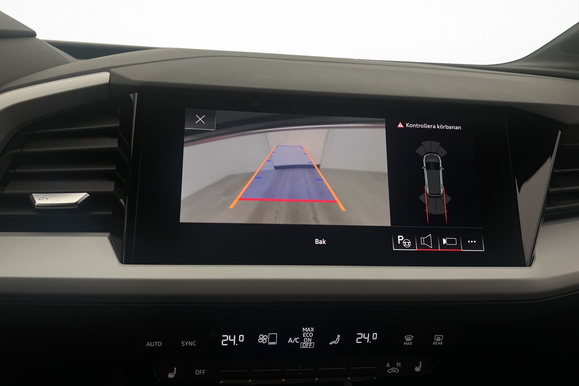 Audi Q4 35 e-Tron 170hk Cockpit Värmare B-Kamera Carplay