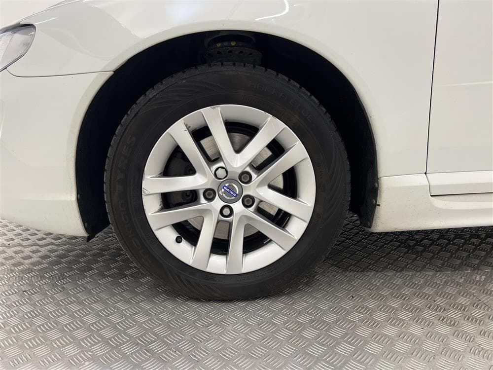 Volvo V70 D4 181hk Summum D-Värm Skinn BLIS VoC 0,45l/milinteriör