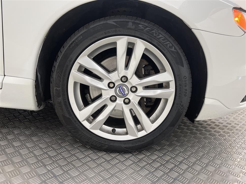 Volvo V70 D4 AWD 163hk VOC D-Värmare Drag Skinn Takluckainteriör